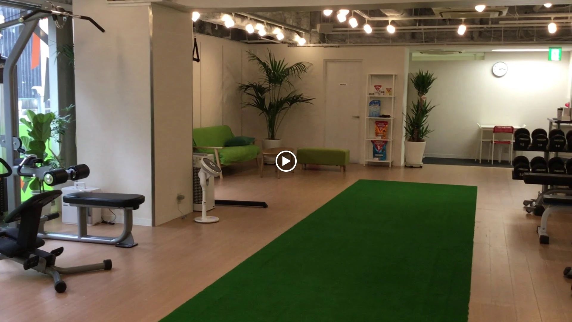 AWAKES(アウェイクス) 運動・体操・陸上 北堀江教室のサムネイル画像 4