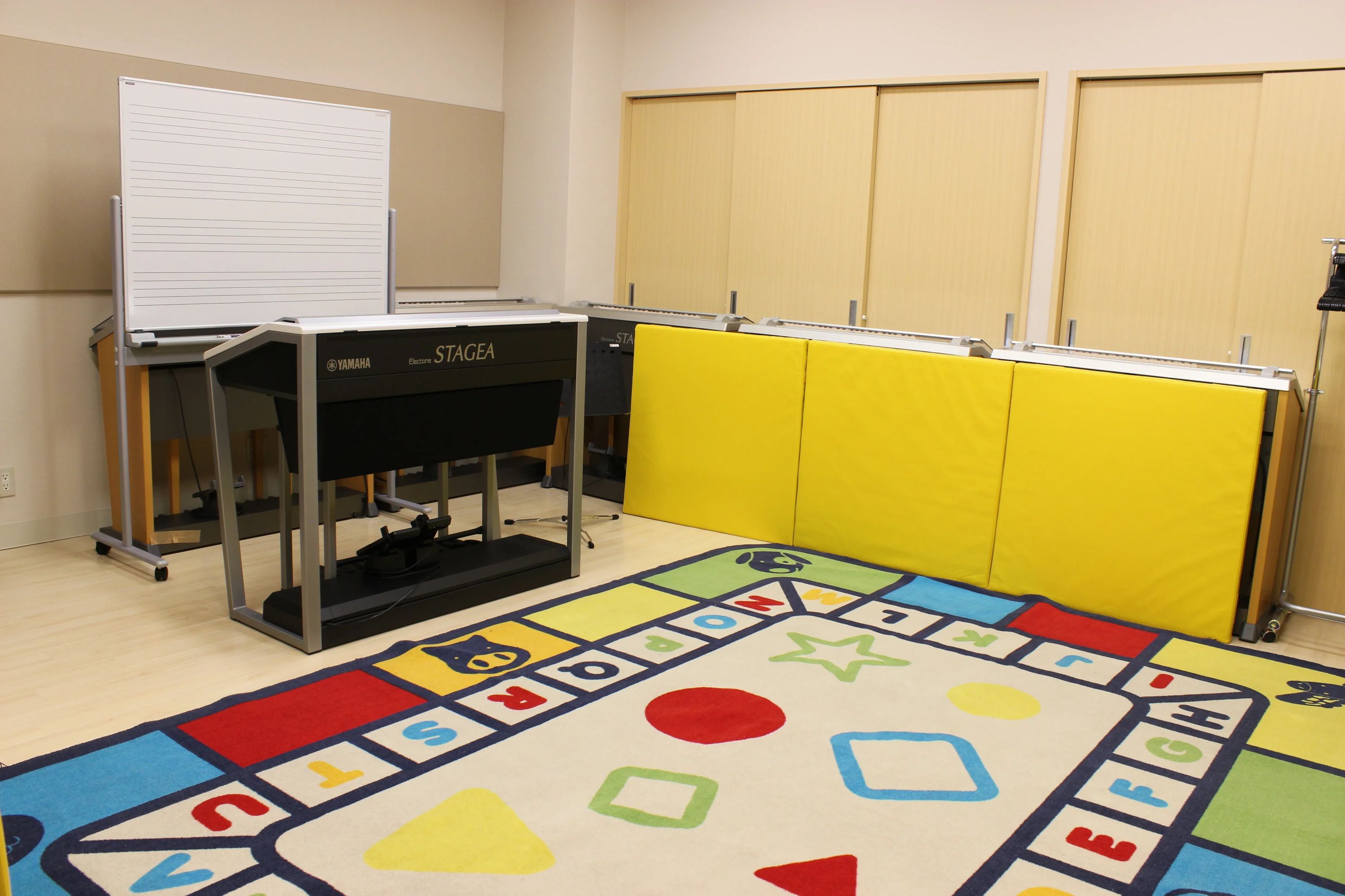 島村楽器の音楽教室 ミュージックサロン本八幡店 クラシックギターのメイン画像