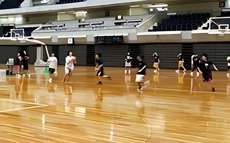 ユニバースポーツクラブ バスケットボール グリーンアリーナ神戸のメイン画像