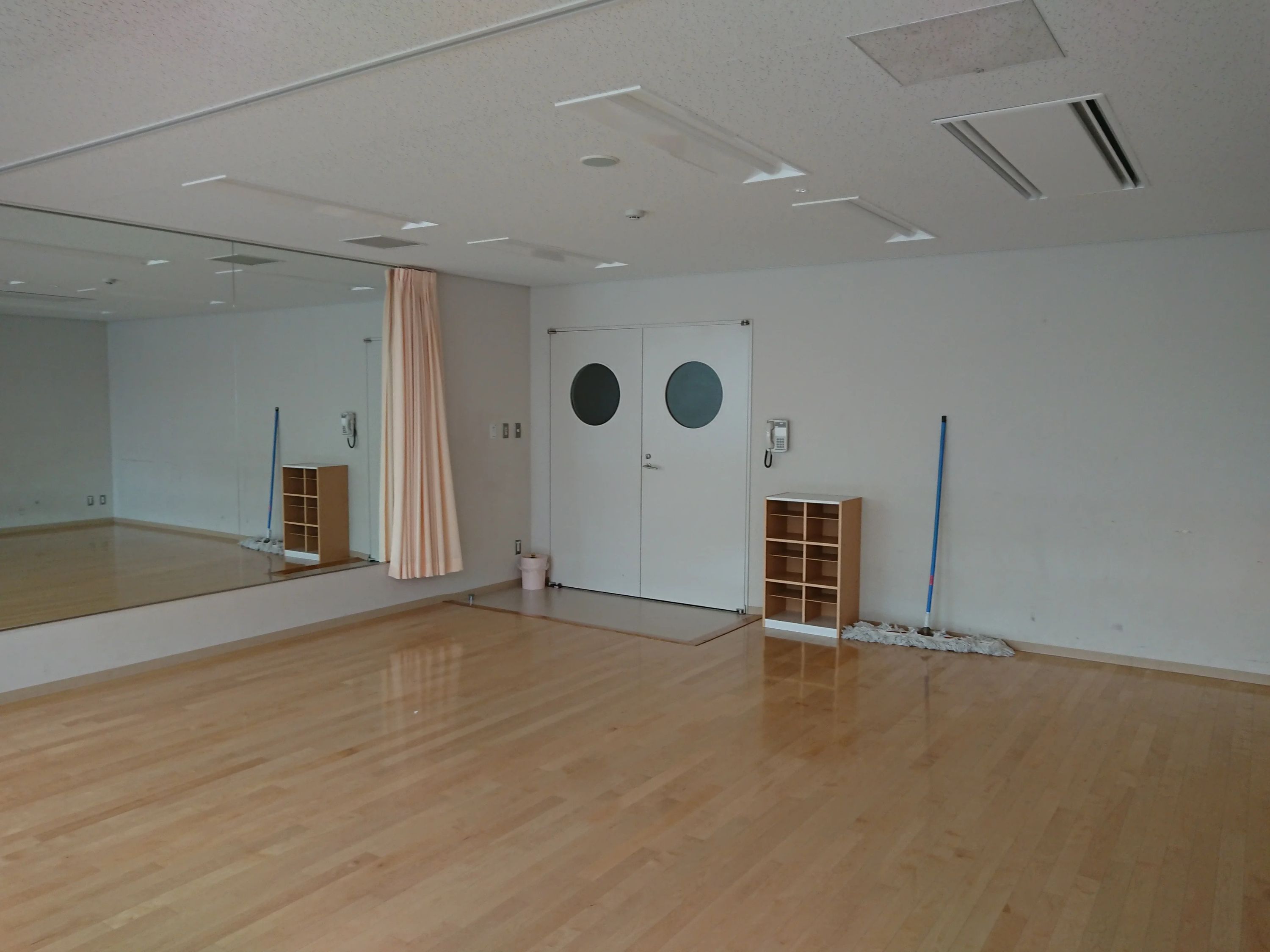 BRUINS(ブルーインズ) バスケットボール 芦屋市立体育館・青少年センターのサムネイル画像 4