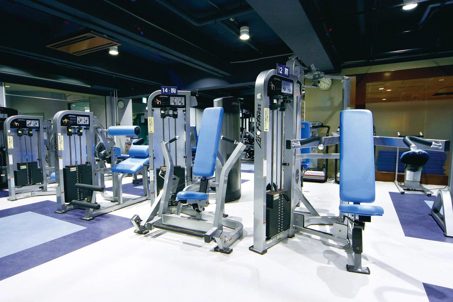 D-tennis セントラルフィットネスクラブ用賀校のサムネイル画像 5