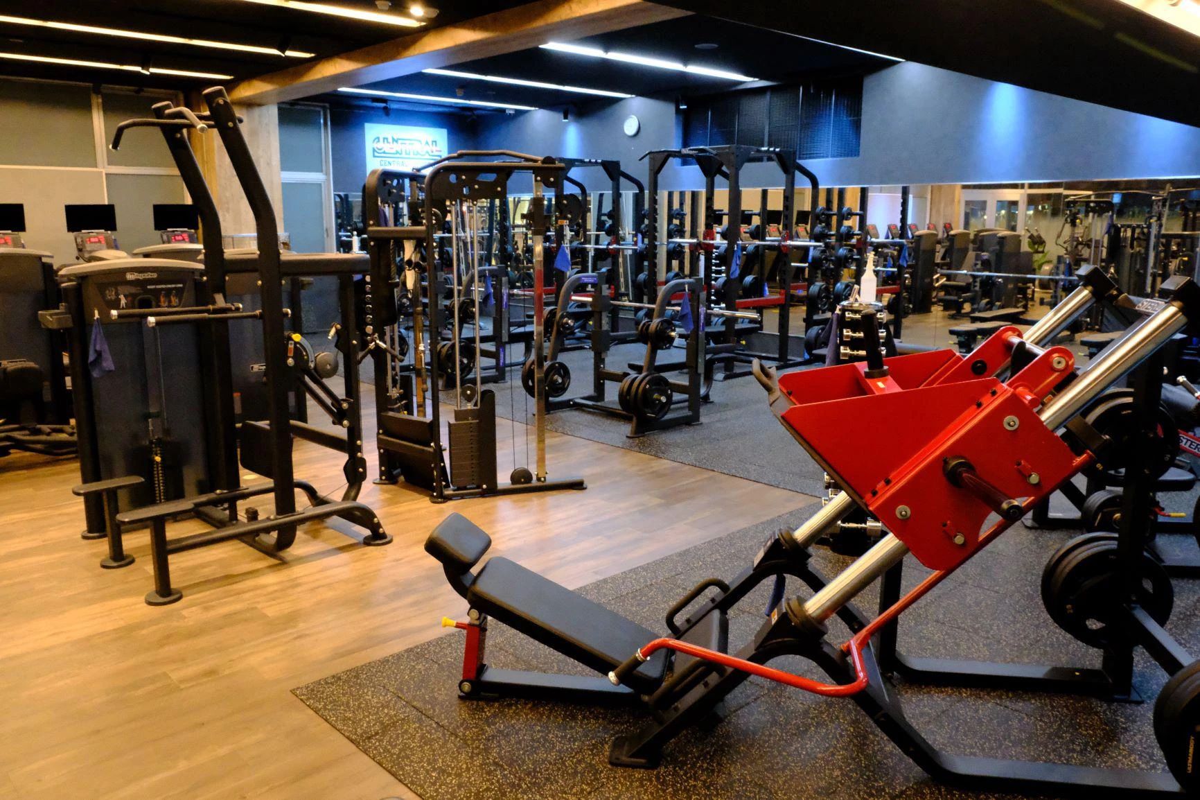 CENTRALSPORTS(セントラルスポーツ) テニス 二俣川のサムネイル画像 5