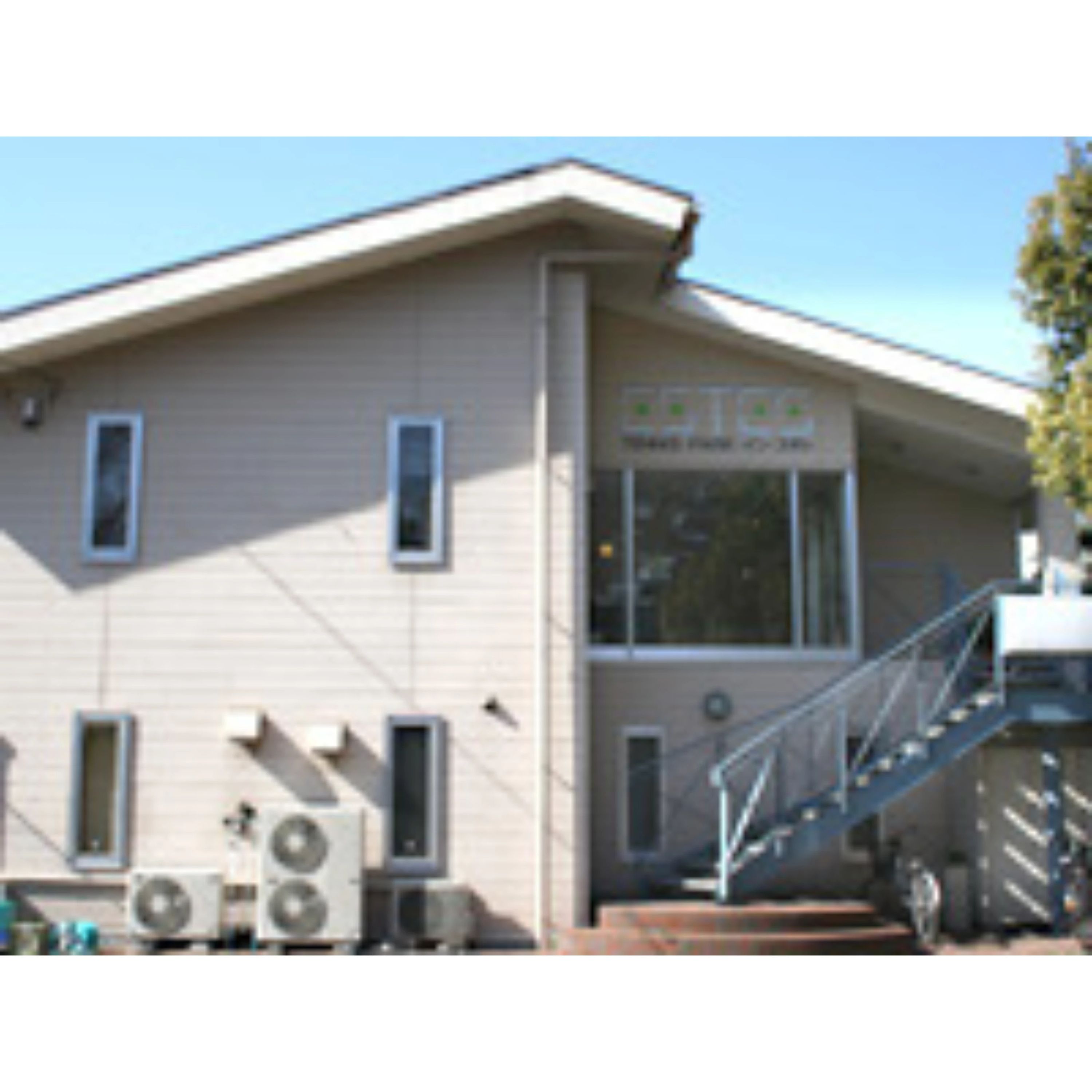 エステス・テニスパーク 下野教室のサムネイル画像 2