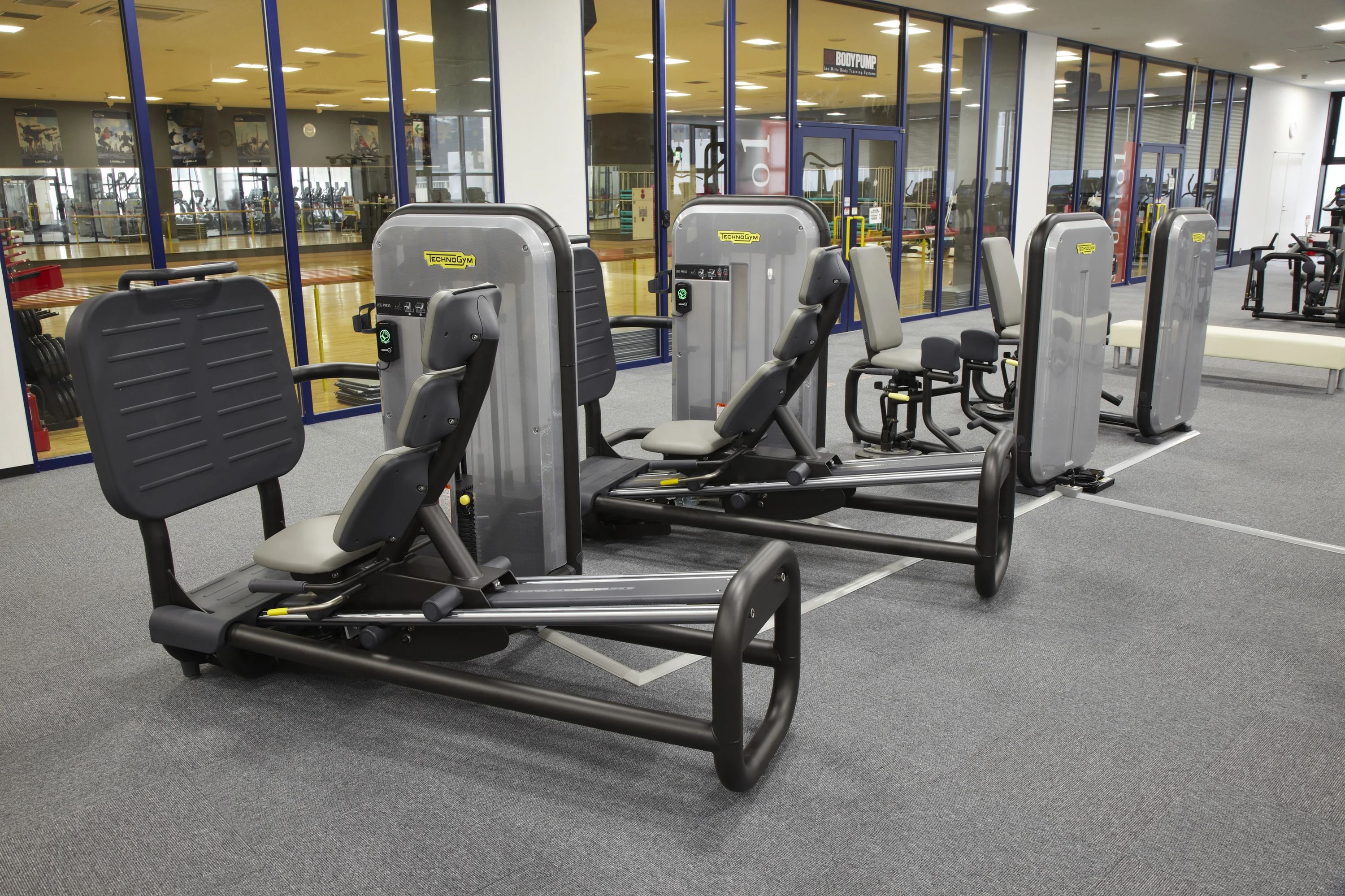 コナミスポーツクラブ テニス 西船橋のサムネイル画像 2