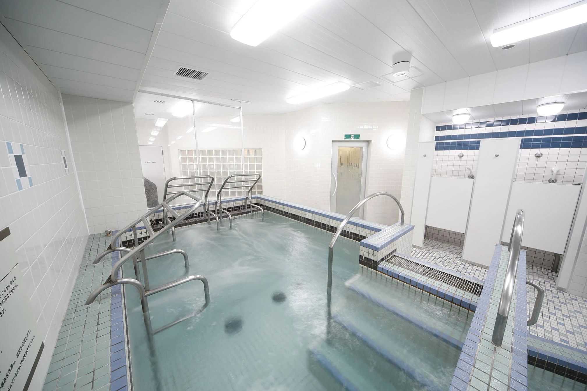 D-tennis セントラルウェルネスクラブ柏校のメイン画像