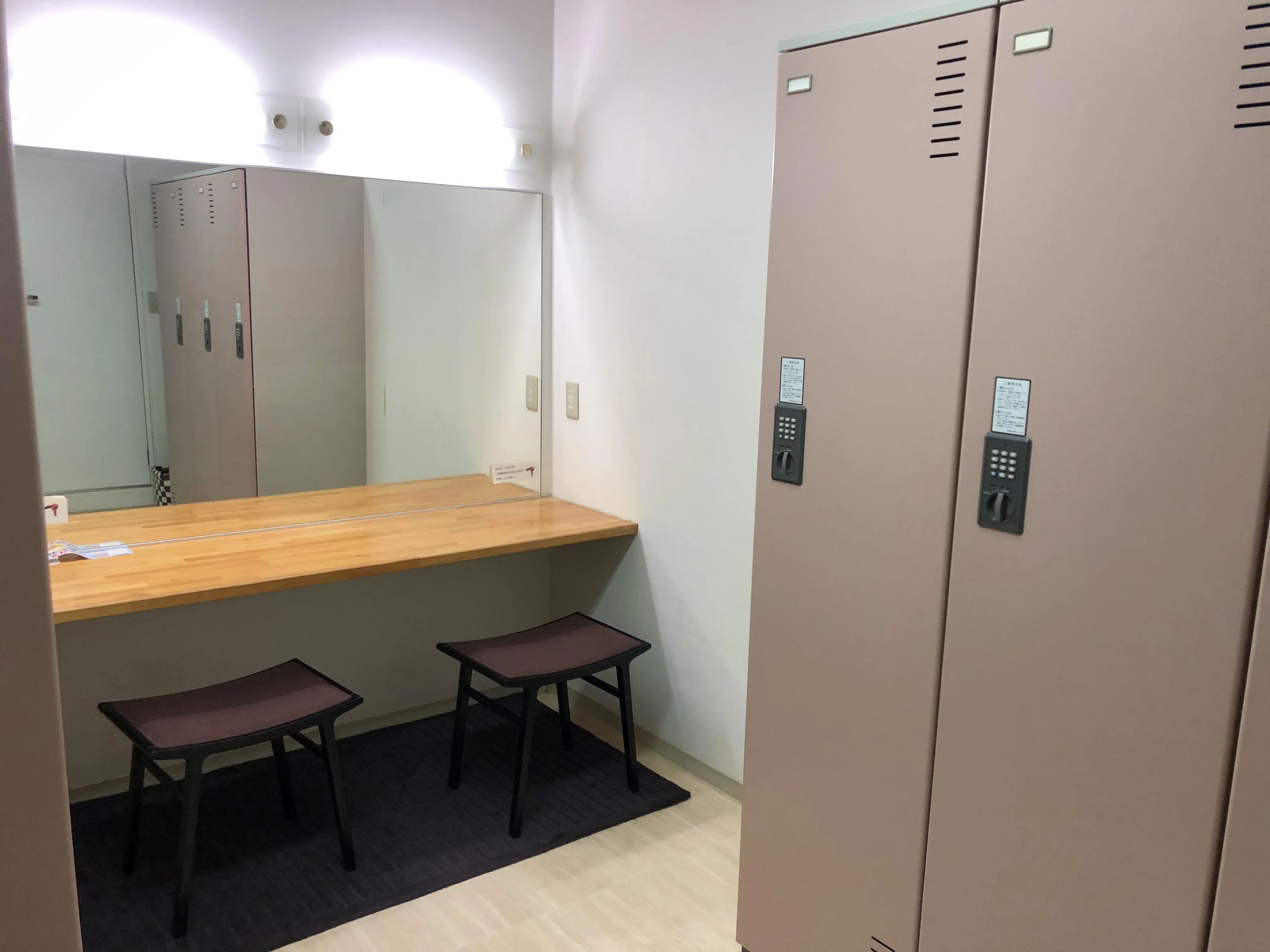 TEGインドアテニススクール 岡崎教室のサムネイル画像 4