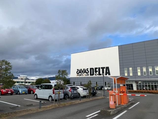 ザバススポーツクラブ テニス 高槻教室のサムネイル画像 3