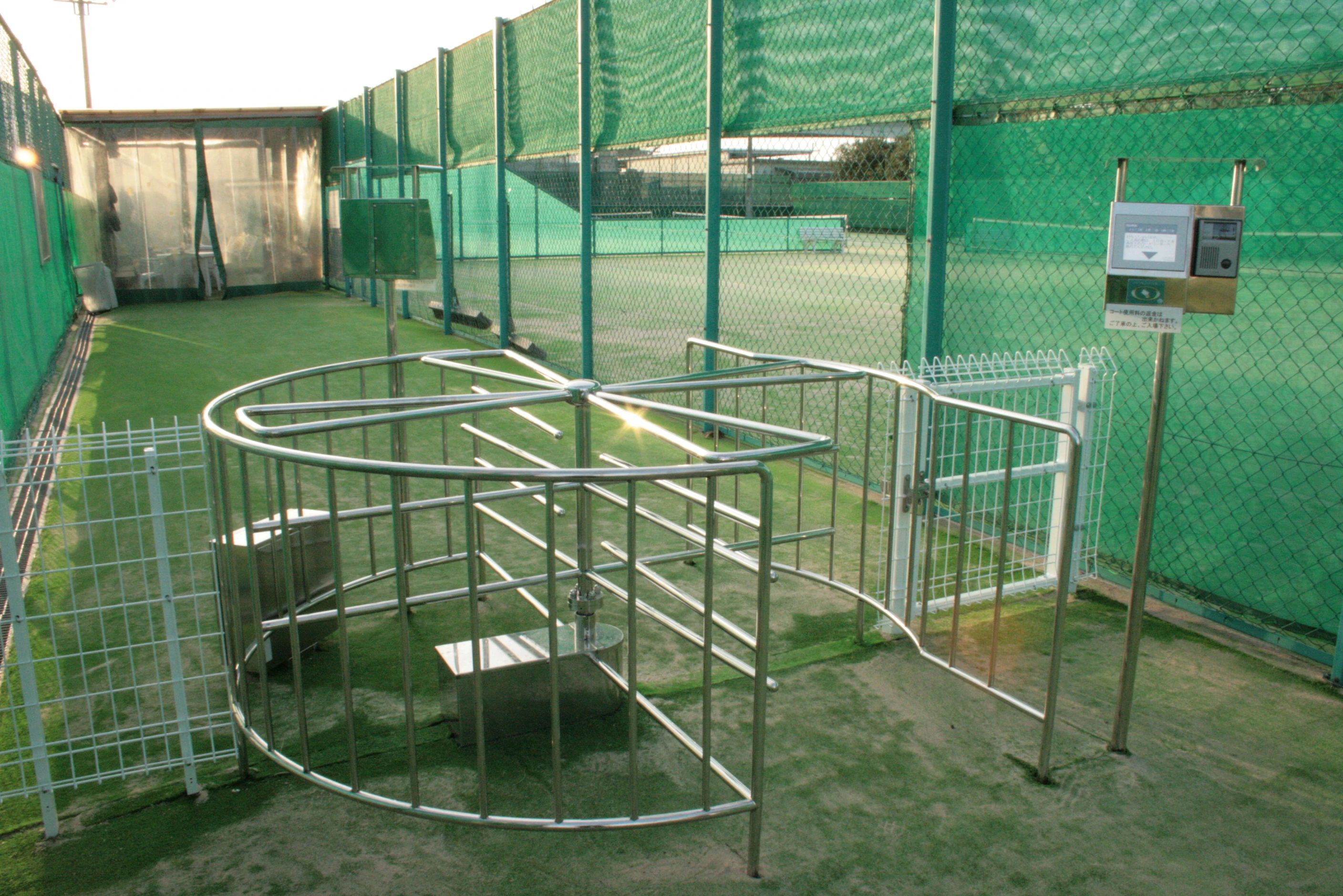 サンランドロイヤルテニスクラブ 平左衛門町教室のサムネイル画像 4