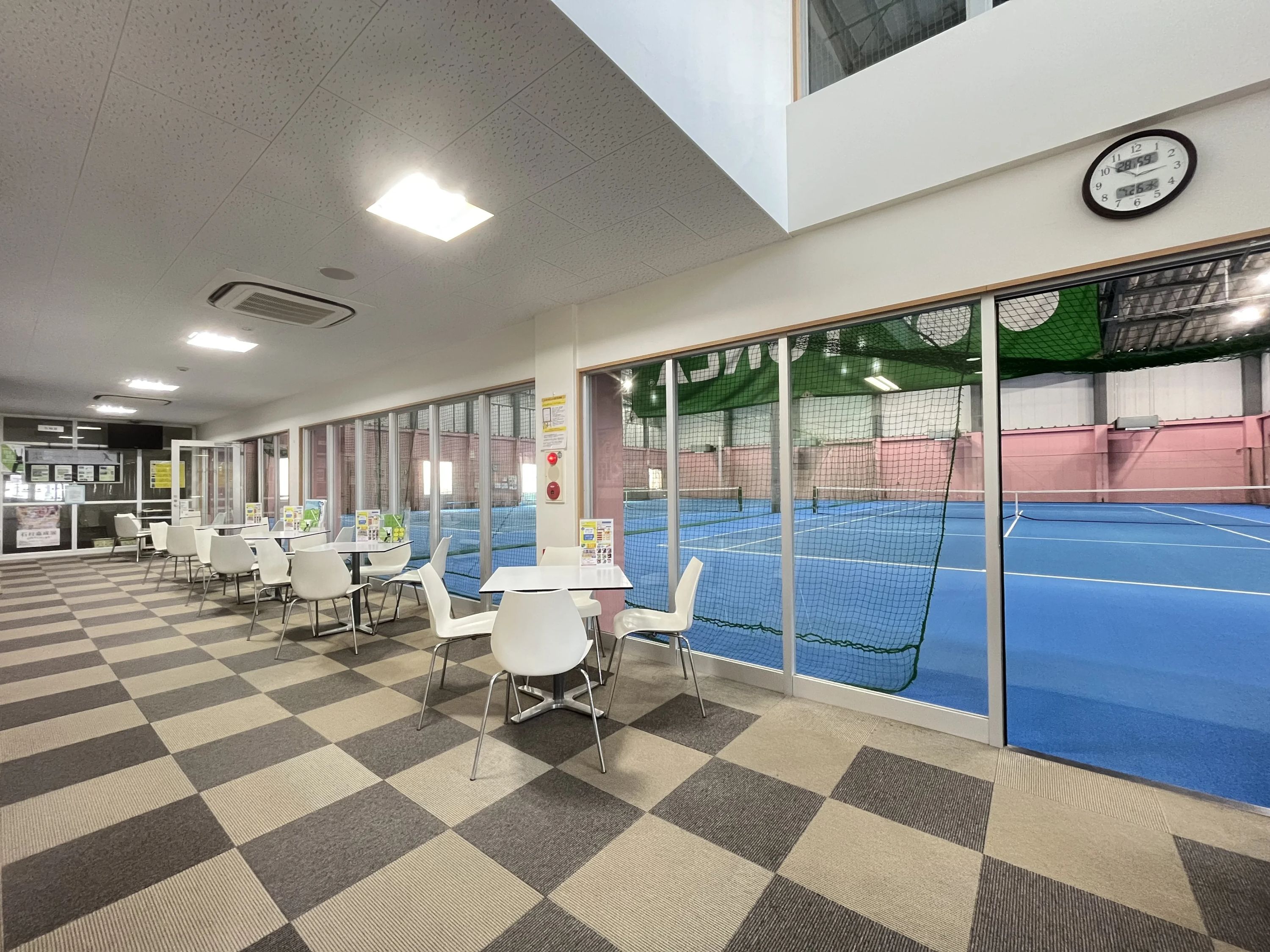 新居浜インドアテニスクラブ 高木町教室のサムネイル画像 4