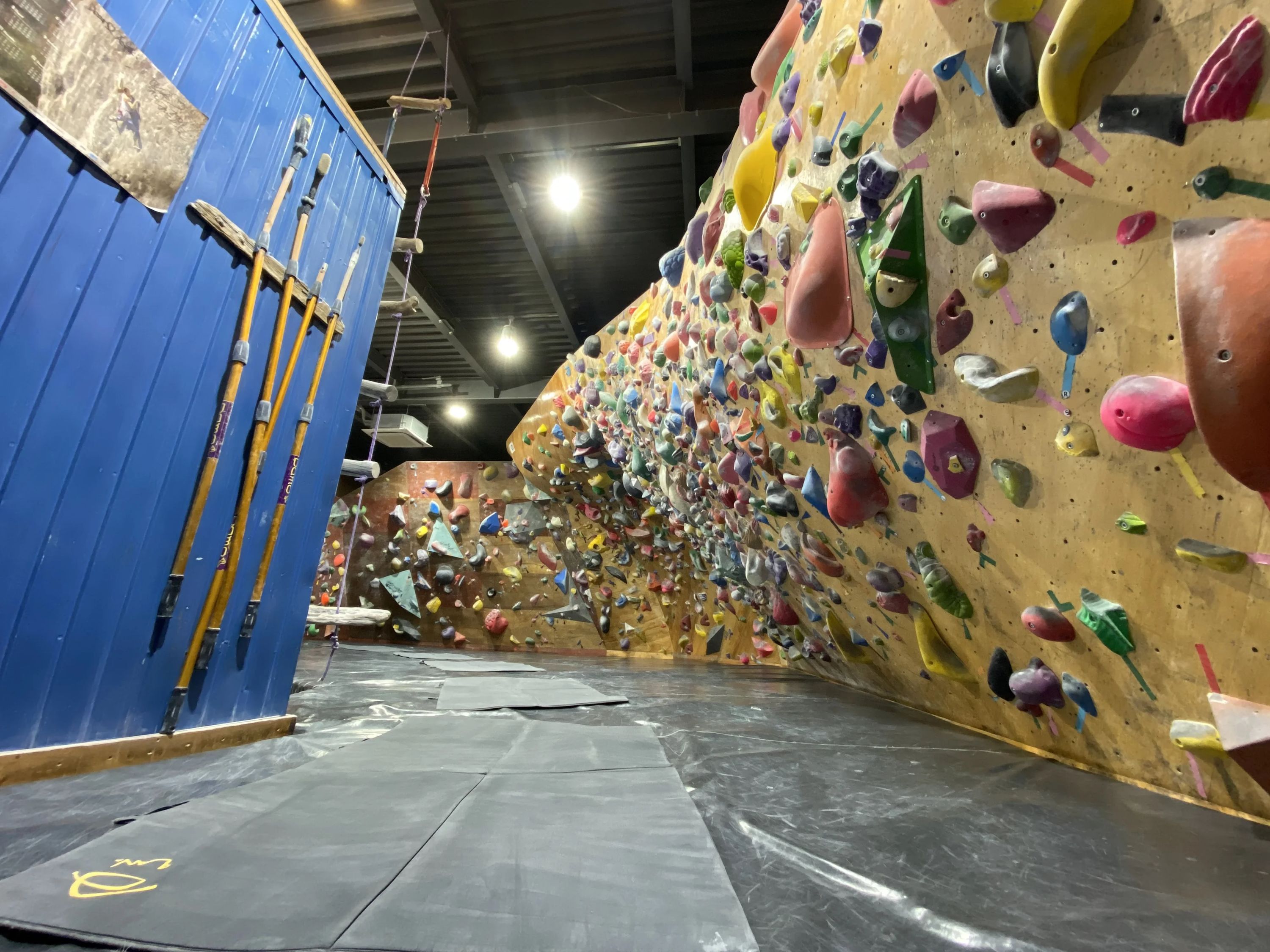 WhipperSnapperGym(ウィスパースナッパージム) ボルダリング 新発寒教室のサムネイル画像 2