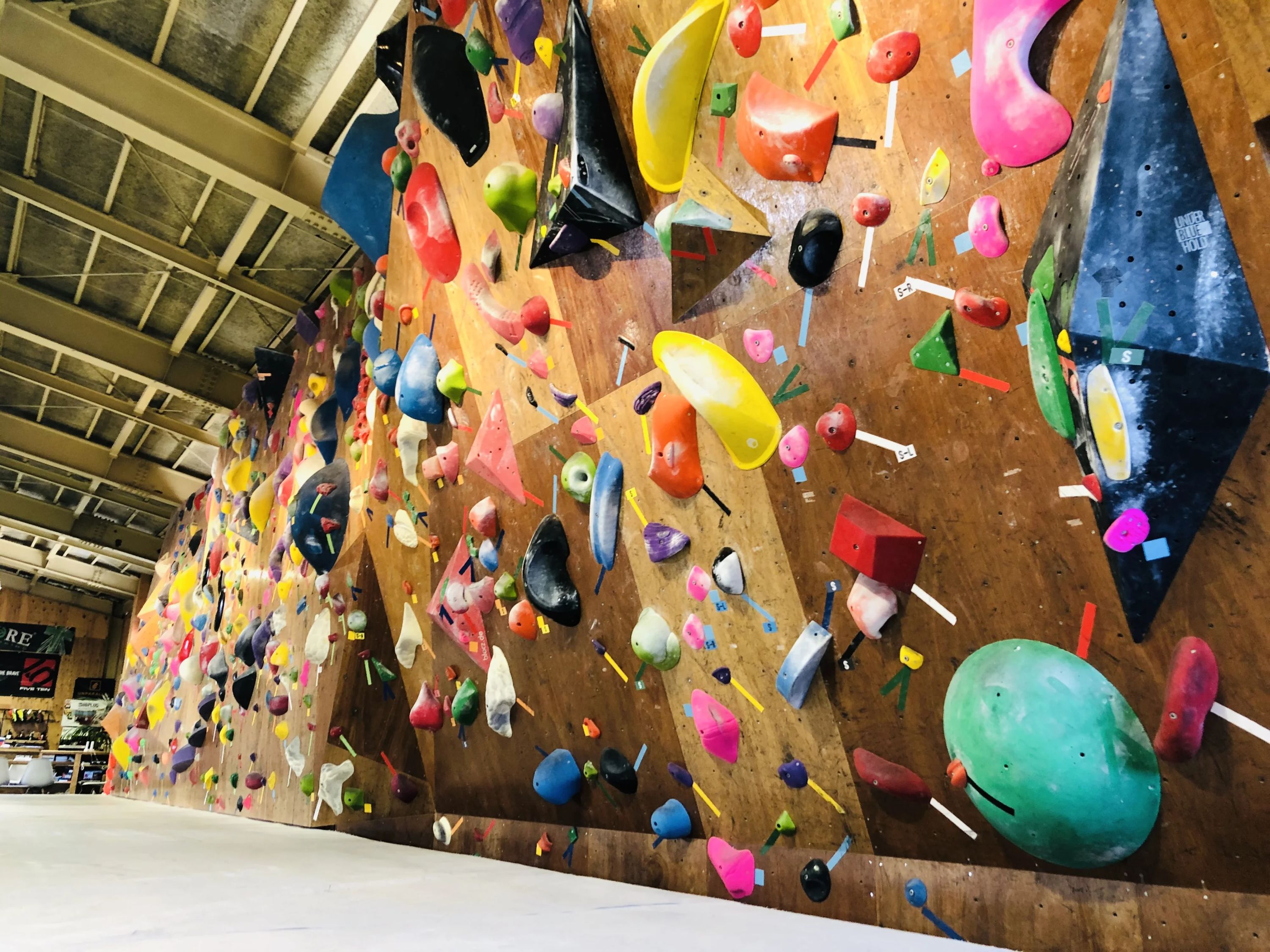 クラムボン クライミング ボルダリング 村崎野教室のメイン画像