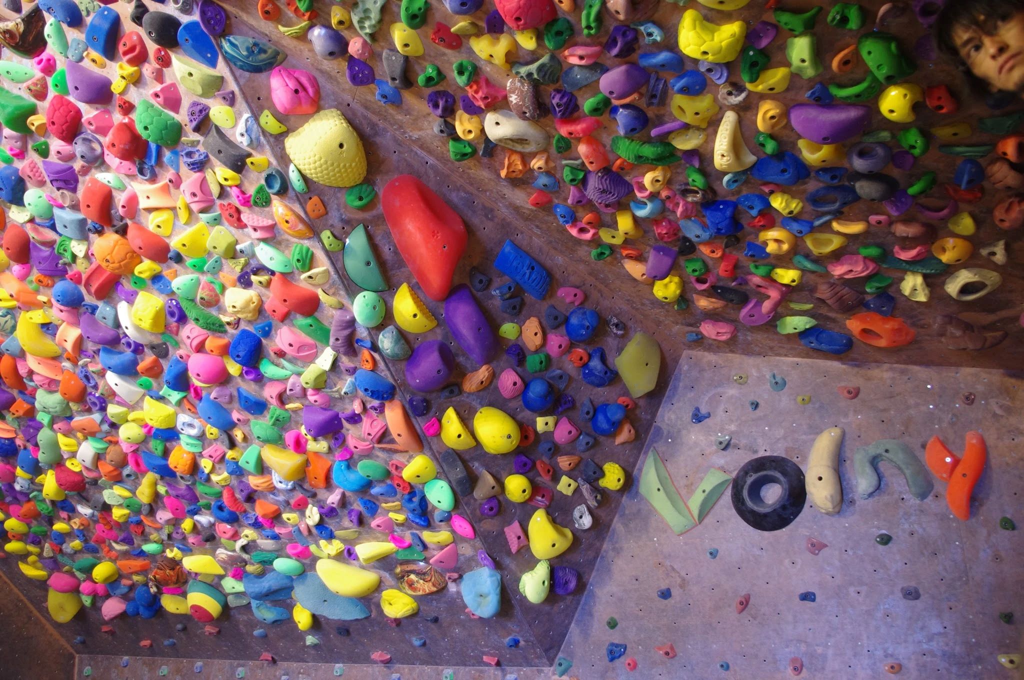 クライミングジム VOLNY ボルダリング 吉祥寺北教室のサムネイル画像 4