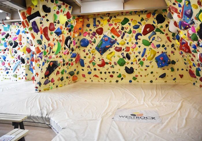 ウエストロック ボルダリング 府中店のサムネイル画像 4