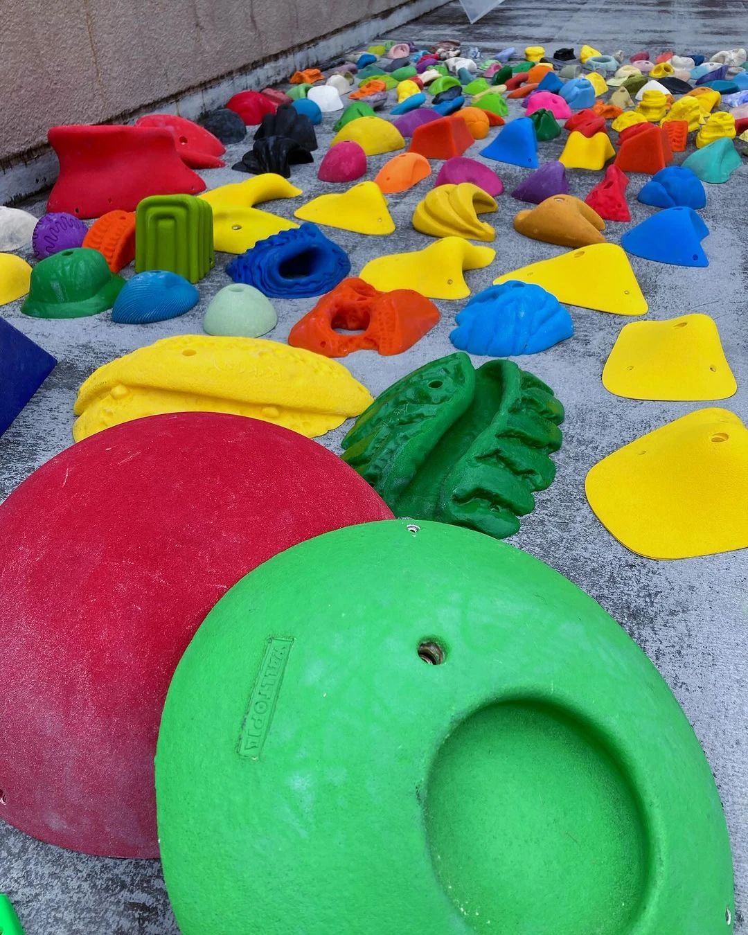 J&S池袋 ボルダリング 南池袋教室のサムネイル画像 3