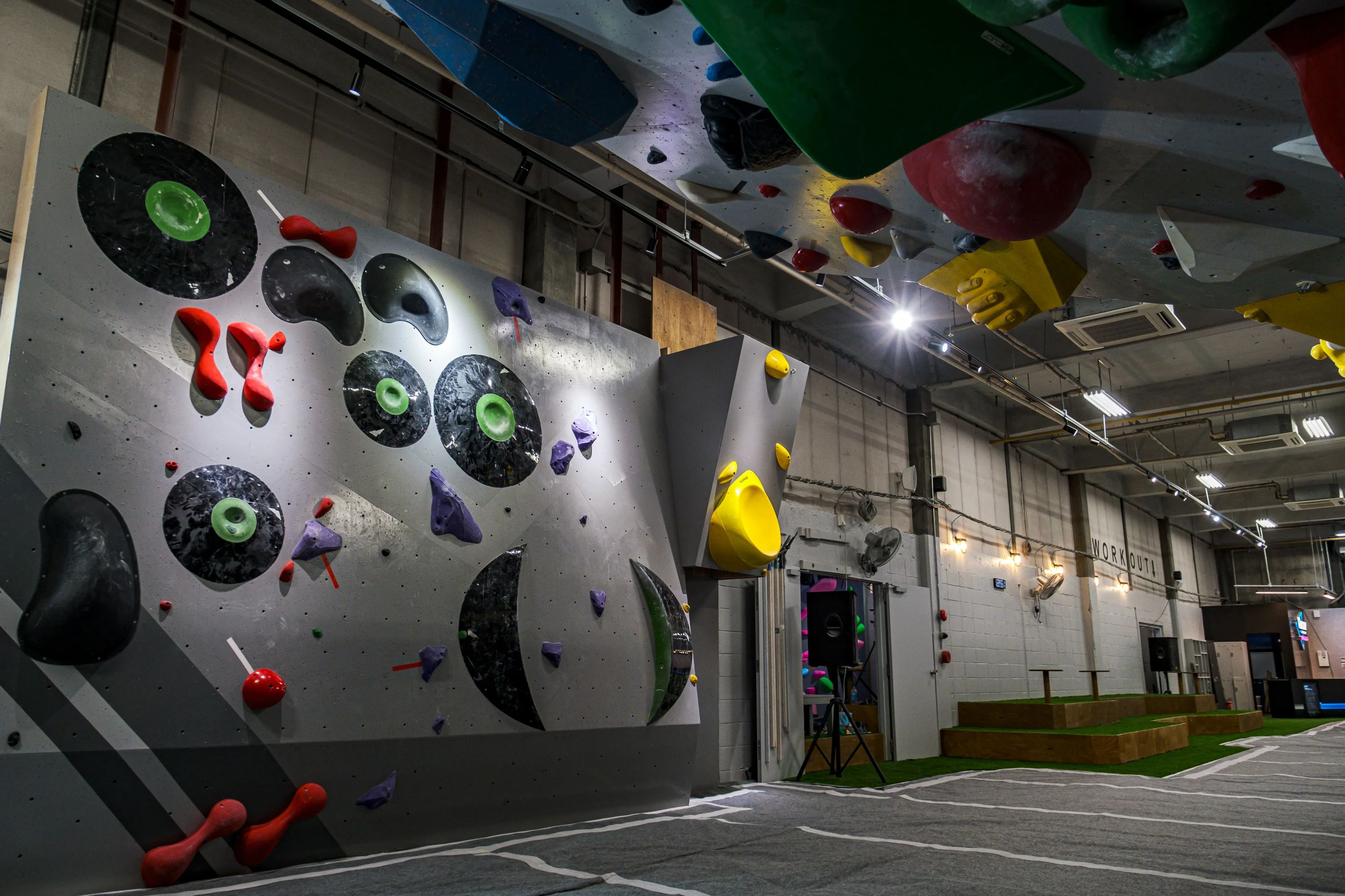 ROCKY ボルダリング 品川店のサムネイル画像 5