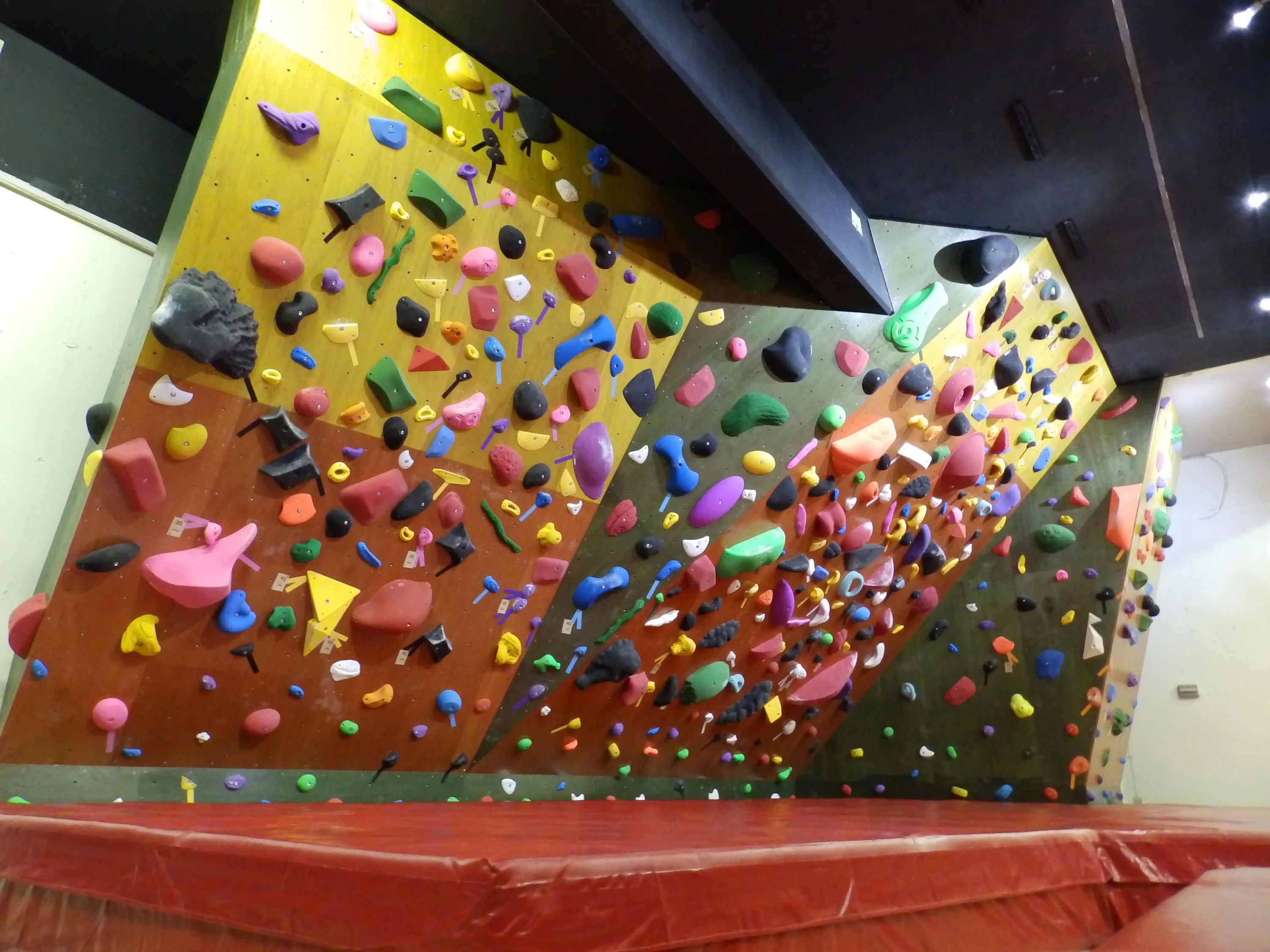 クライミングスポット まっくす ボルダリング 小山教室のメイン画像