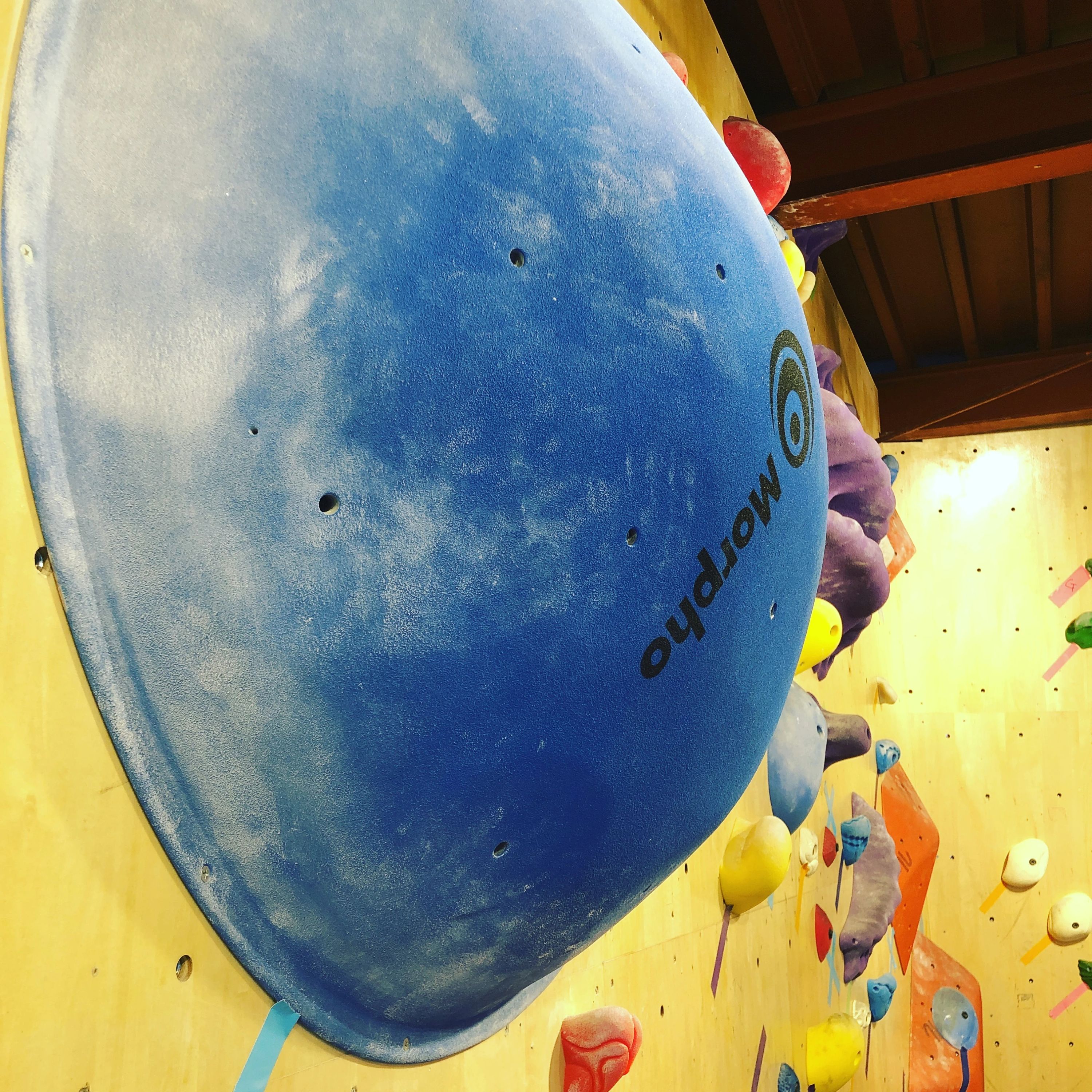 マウンテンクリフ ボルダリング 芳教室のサムネイル画像 2