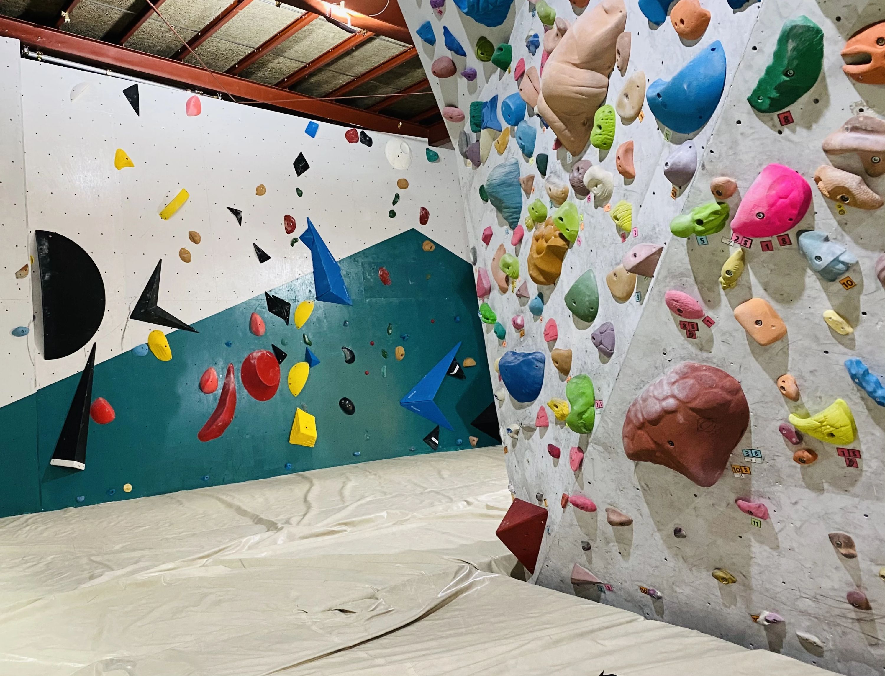 ボルダリングジム ゾーン 若葉教室のメイン画像