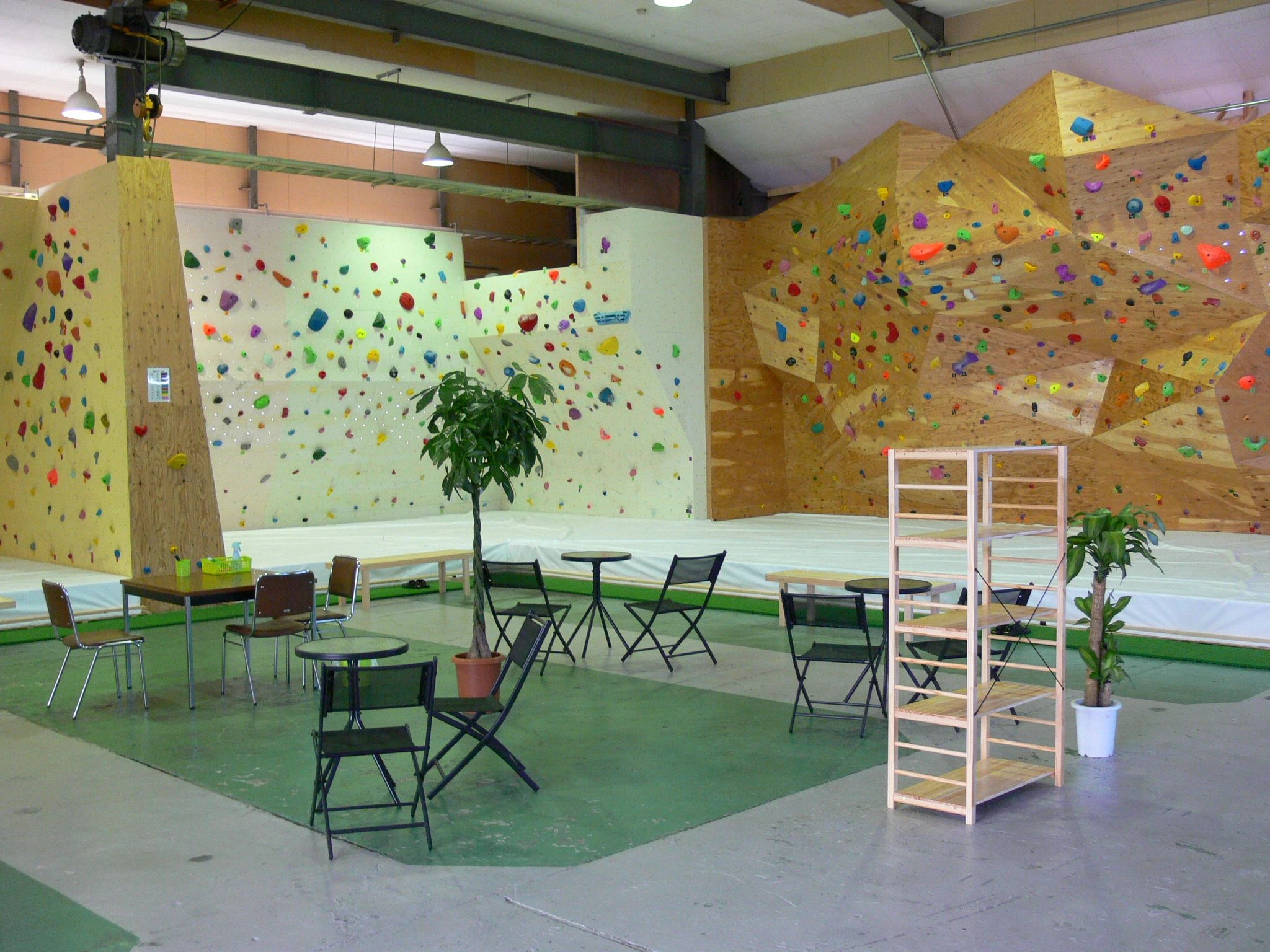 Climbing Gym Handjam ボルダリング 広丘野村教室のメイン画像