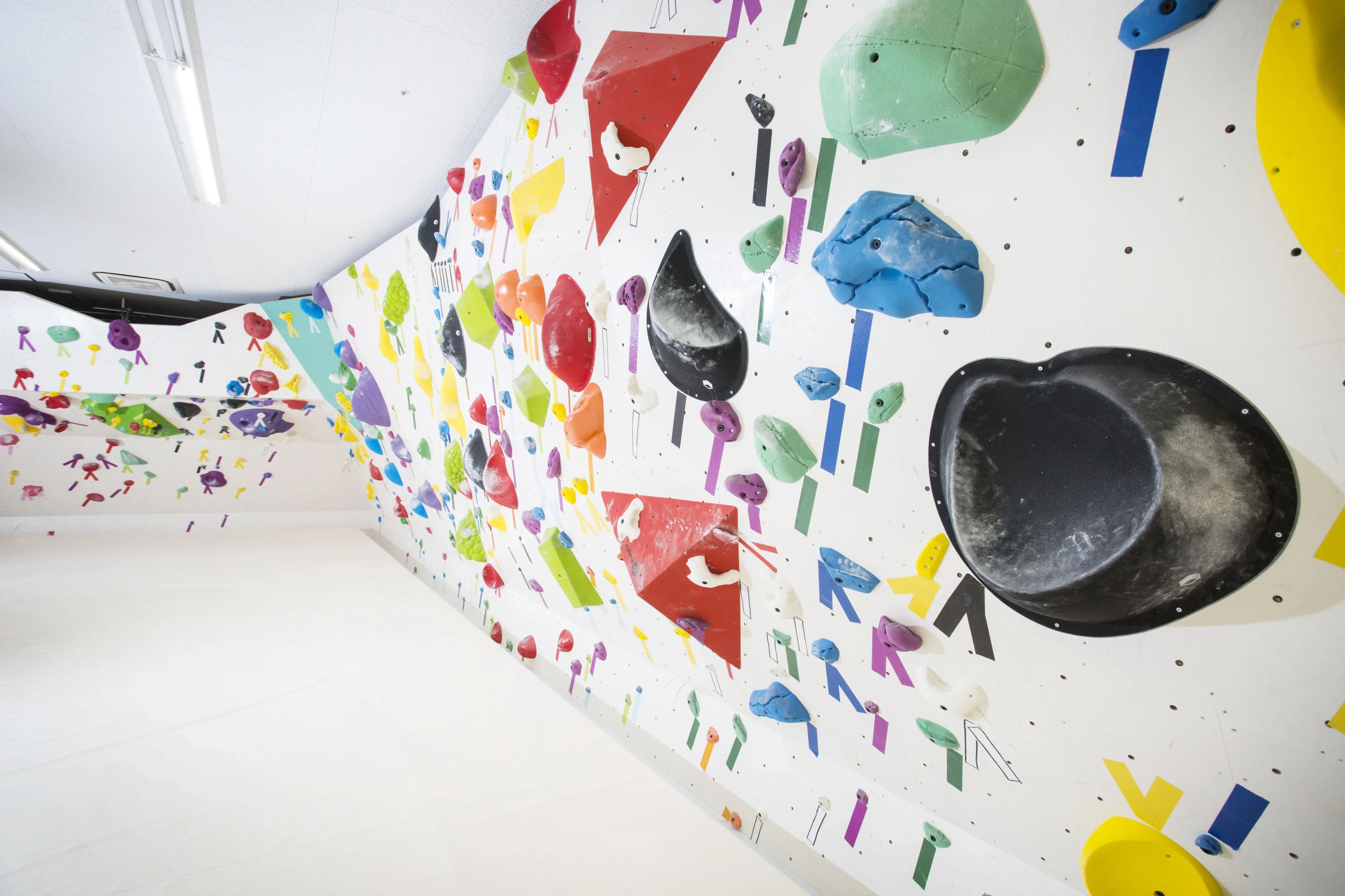 ぴなくる２ ボルダリング リソラ大府店のサムネイル画像 3