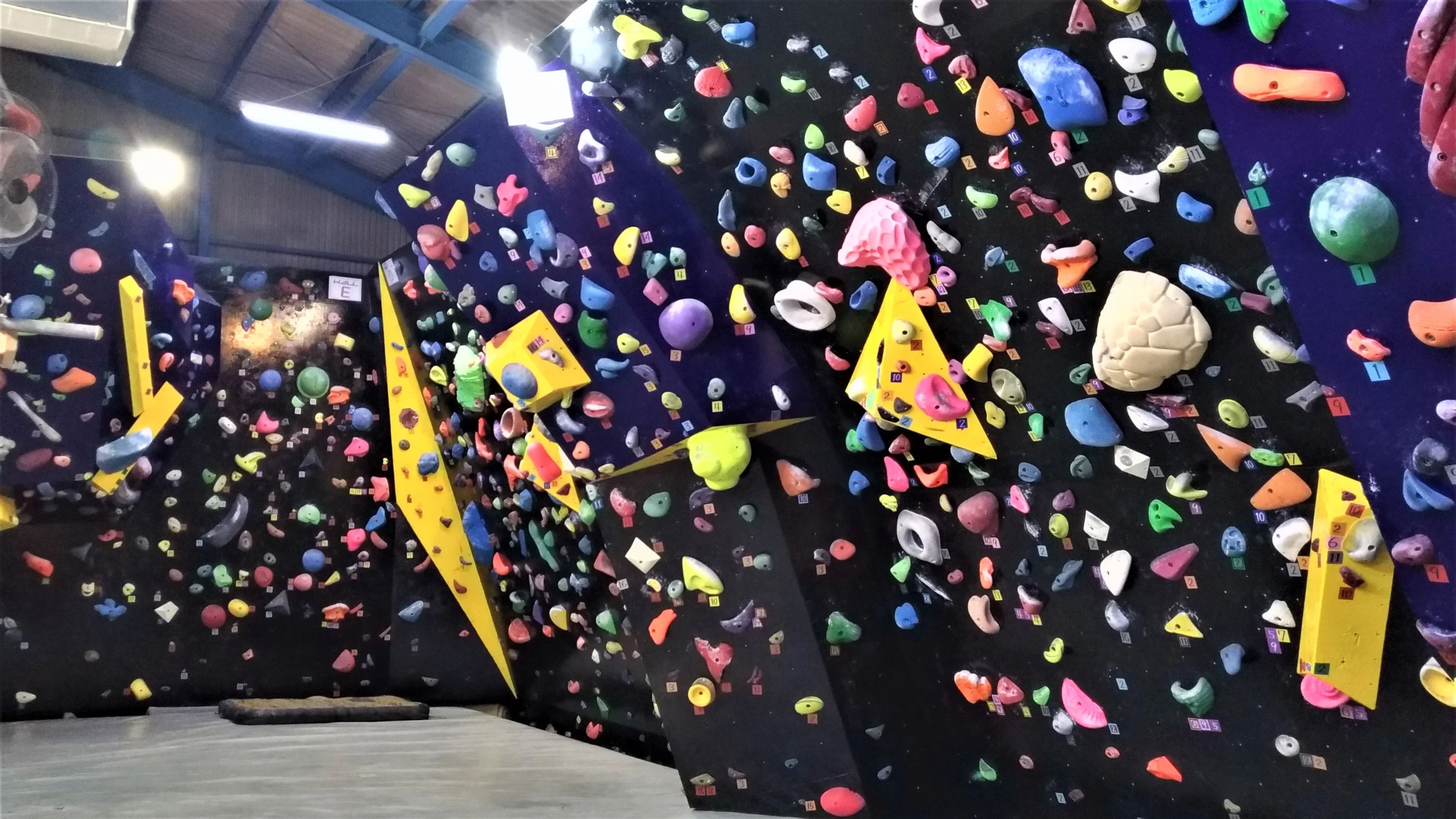 クライミングジム–NOLIMIT 東赤重町教室のサムネイル画像 3