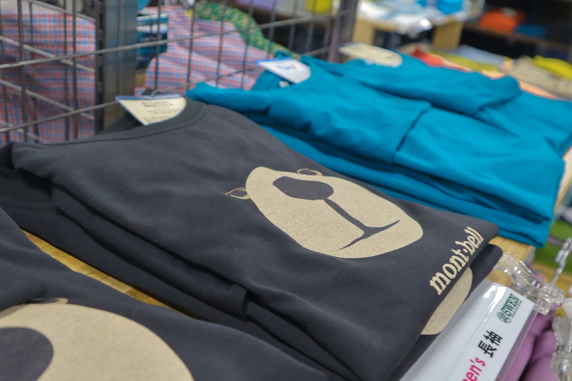 SWENクライミングウォール ボルダリング 三島店のサムネイル画像 3