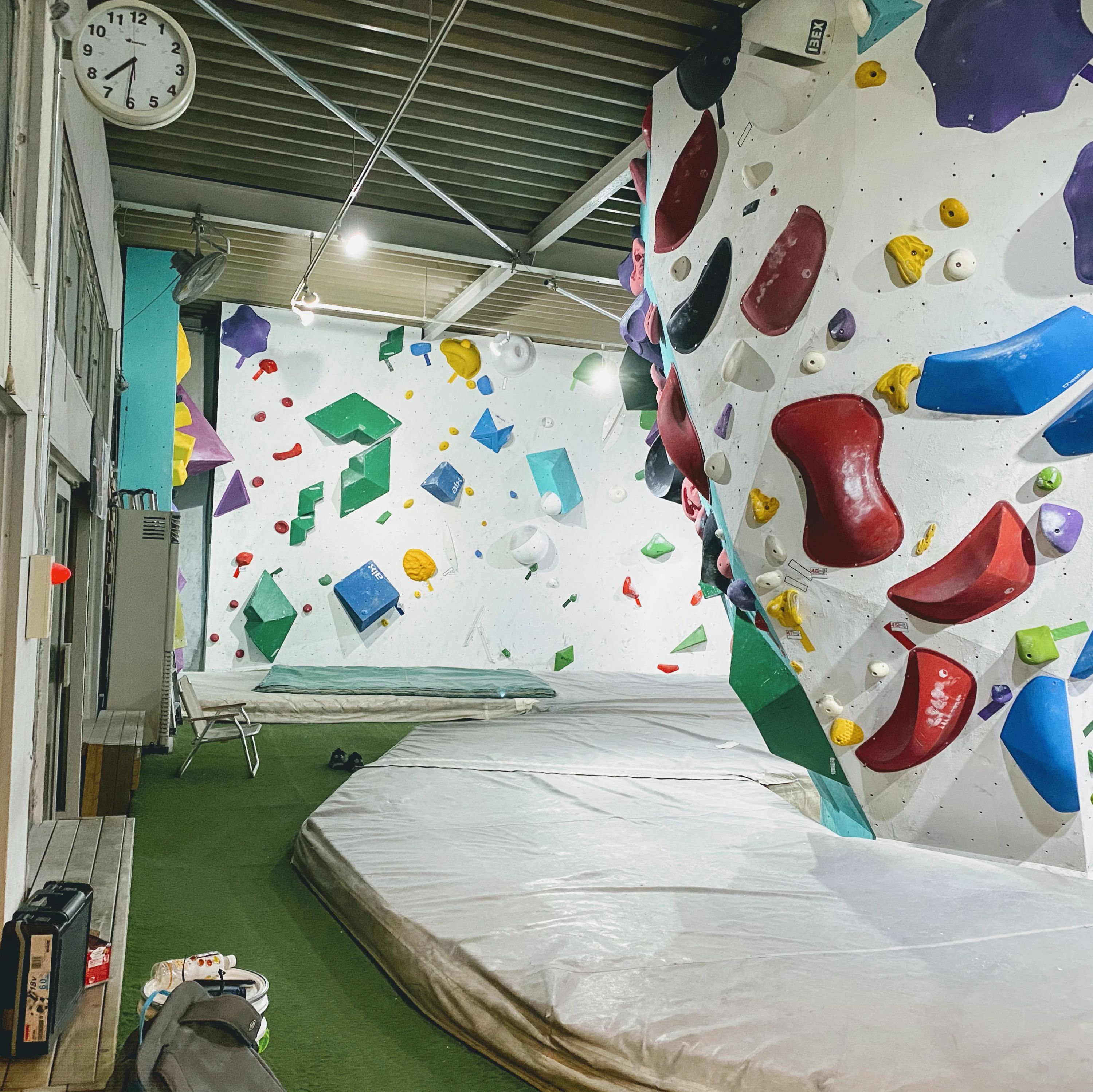 サニーロック ボルダリング 富士店のサムネイル画像 4