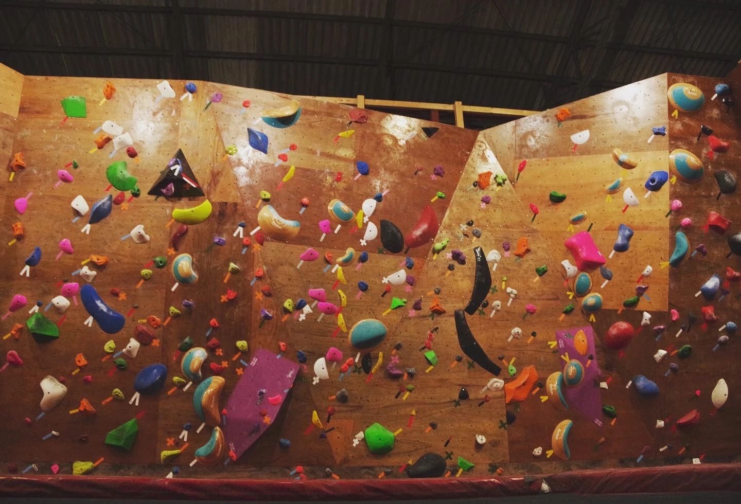 諱 IMINA CLIMBING ボルダリング 矢橋教室のサムネイル画像 2