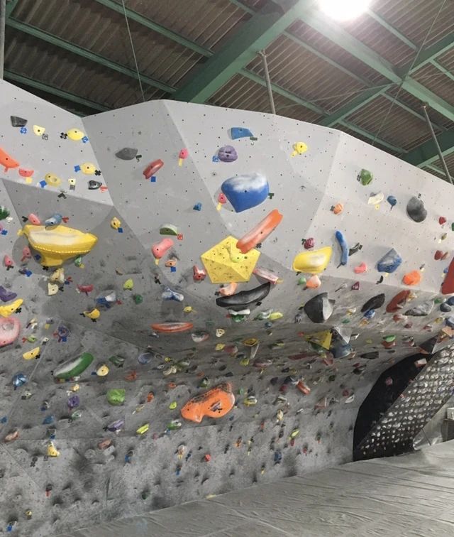 Sunny Dipper Climbing ボルダリング 度会郡玉教室のサムネイル画像 4