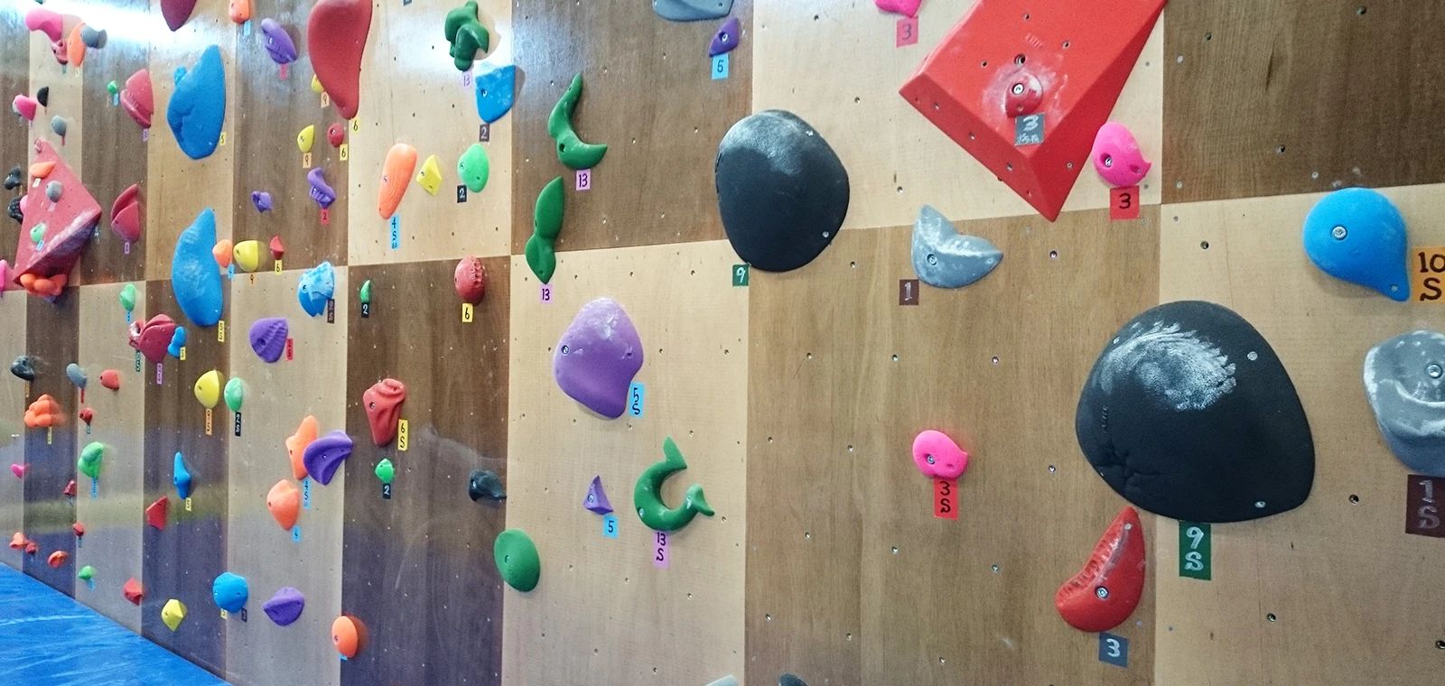 クライミングジム　キャニオン ボルダリング 朝日教室のメイン画像