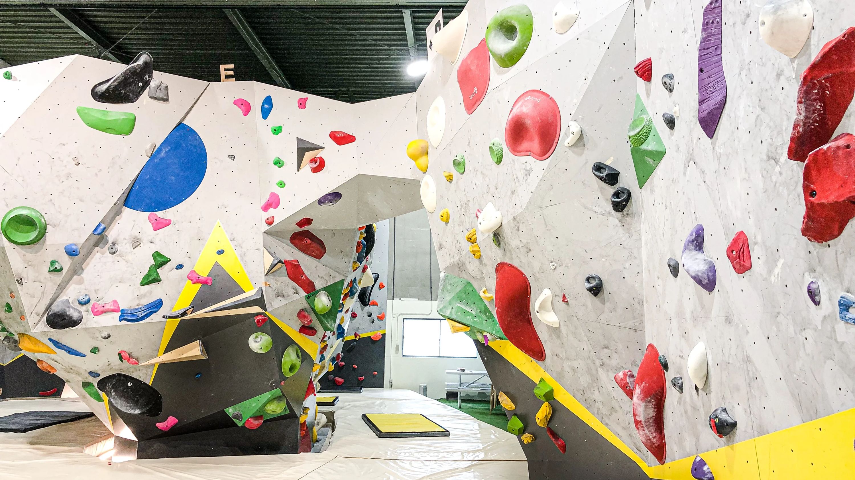 &WALL ボルダリング 西石切教室のメイン画像