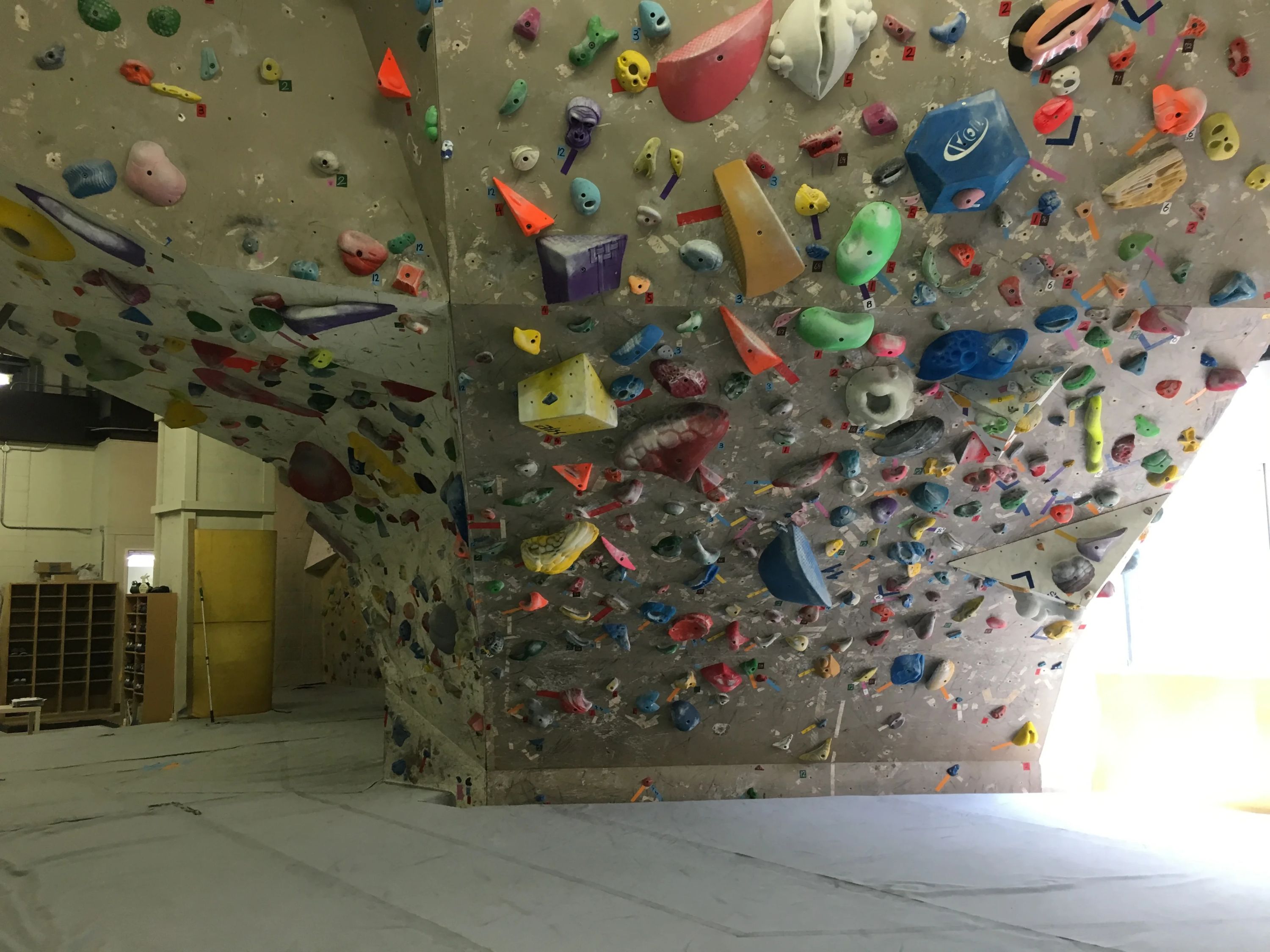 NAKAGAI Climbing ボルダリング ソレイユ京橋店のメイン画像