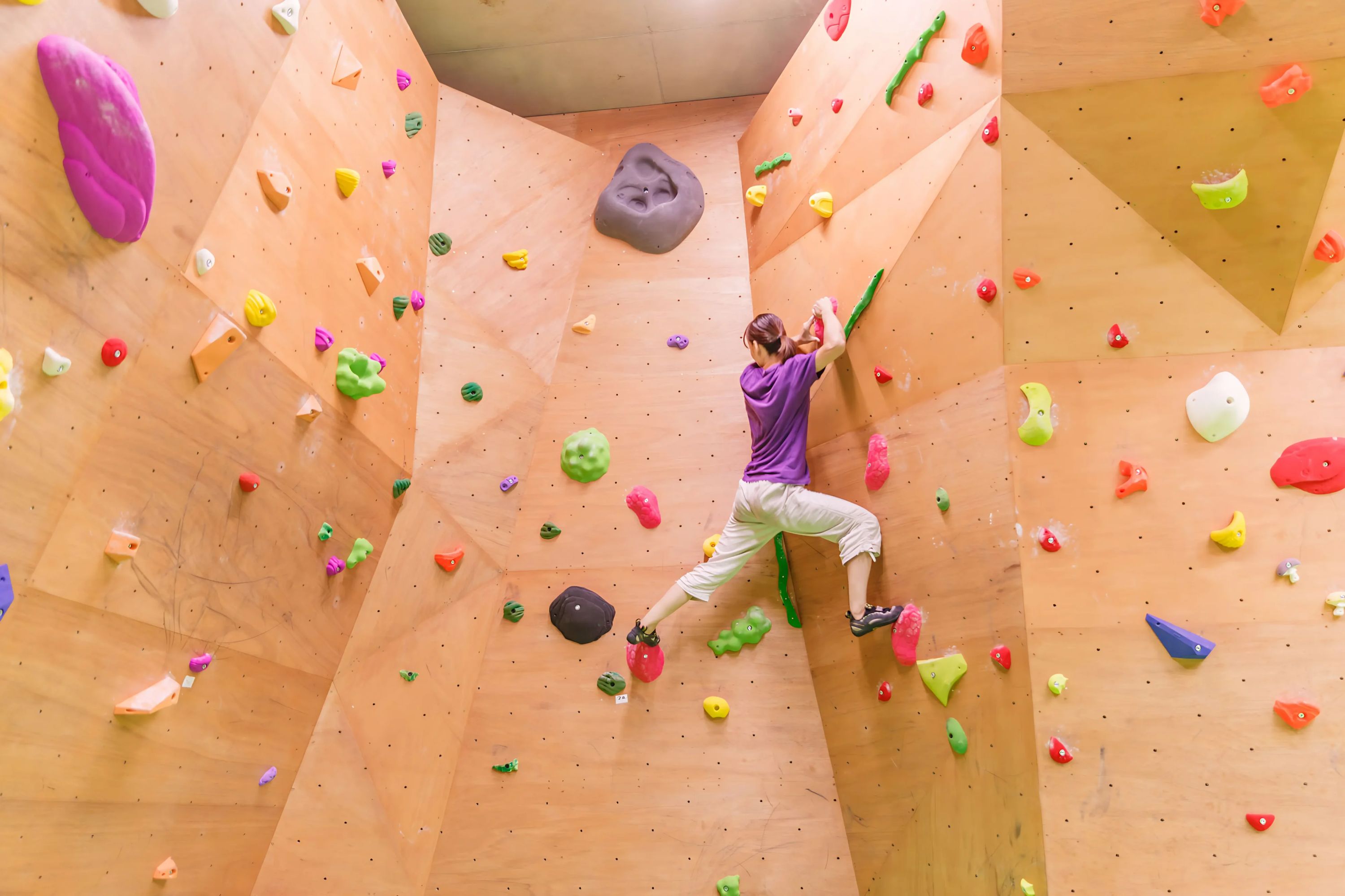 ボルダリングジムMUSHROOMING 天神橋教室のサムネイル画像 2