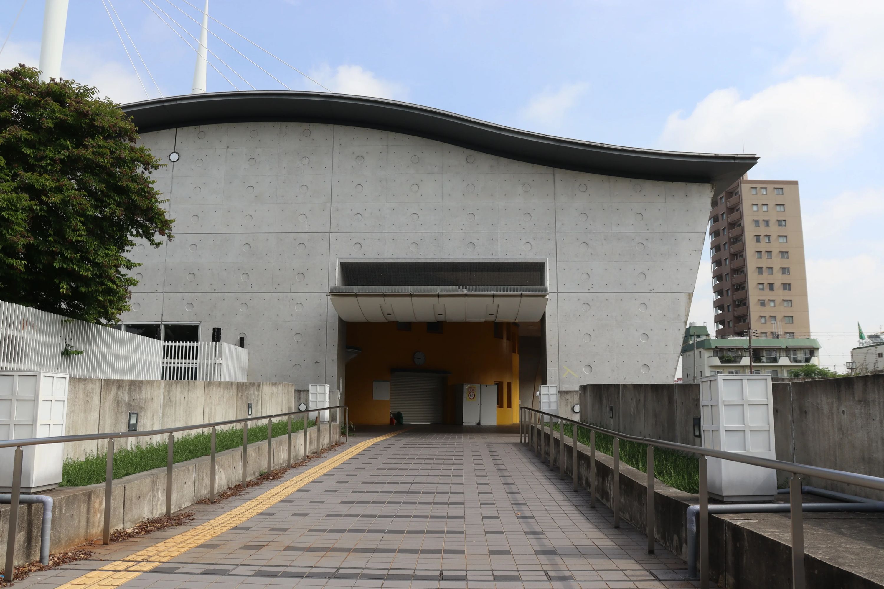 大阪市立長居プール ボルダリング 長居公園教室のサムネイル画像 4