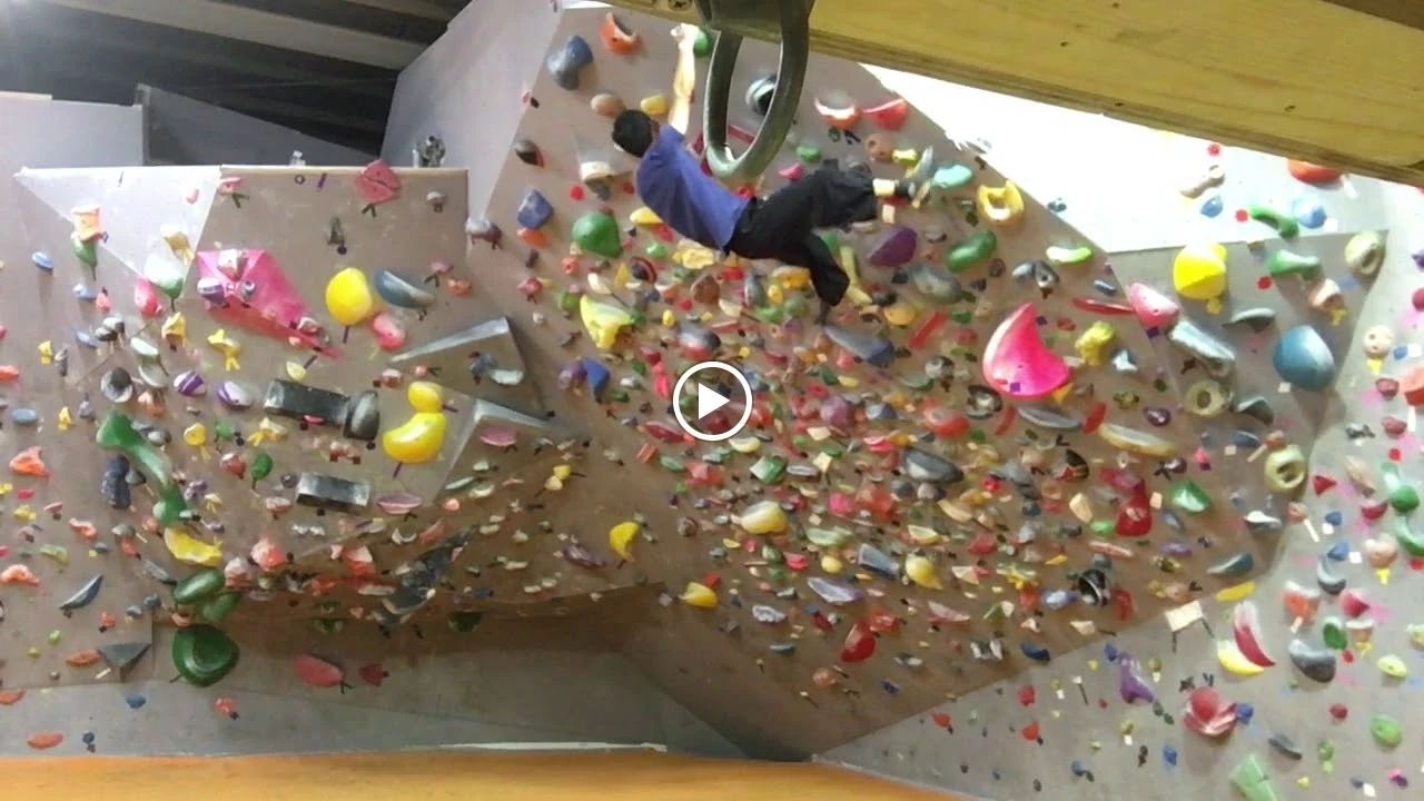 スハラ クライミングジム ボルダリング 宝塚店のサムネイル画像 5