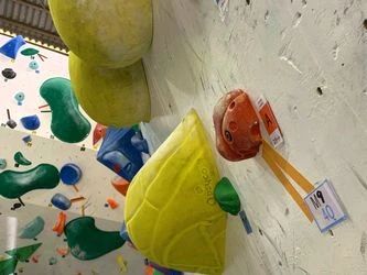 クライミングジム M-WALL ボルダリング 上本庄教室のサムネイル画像 5