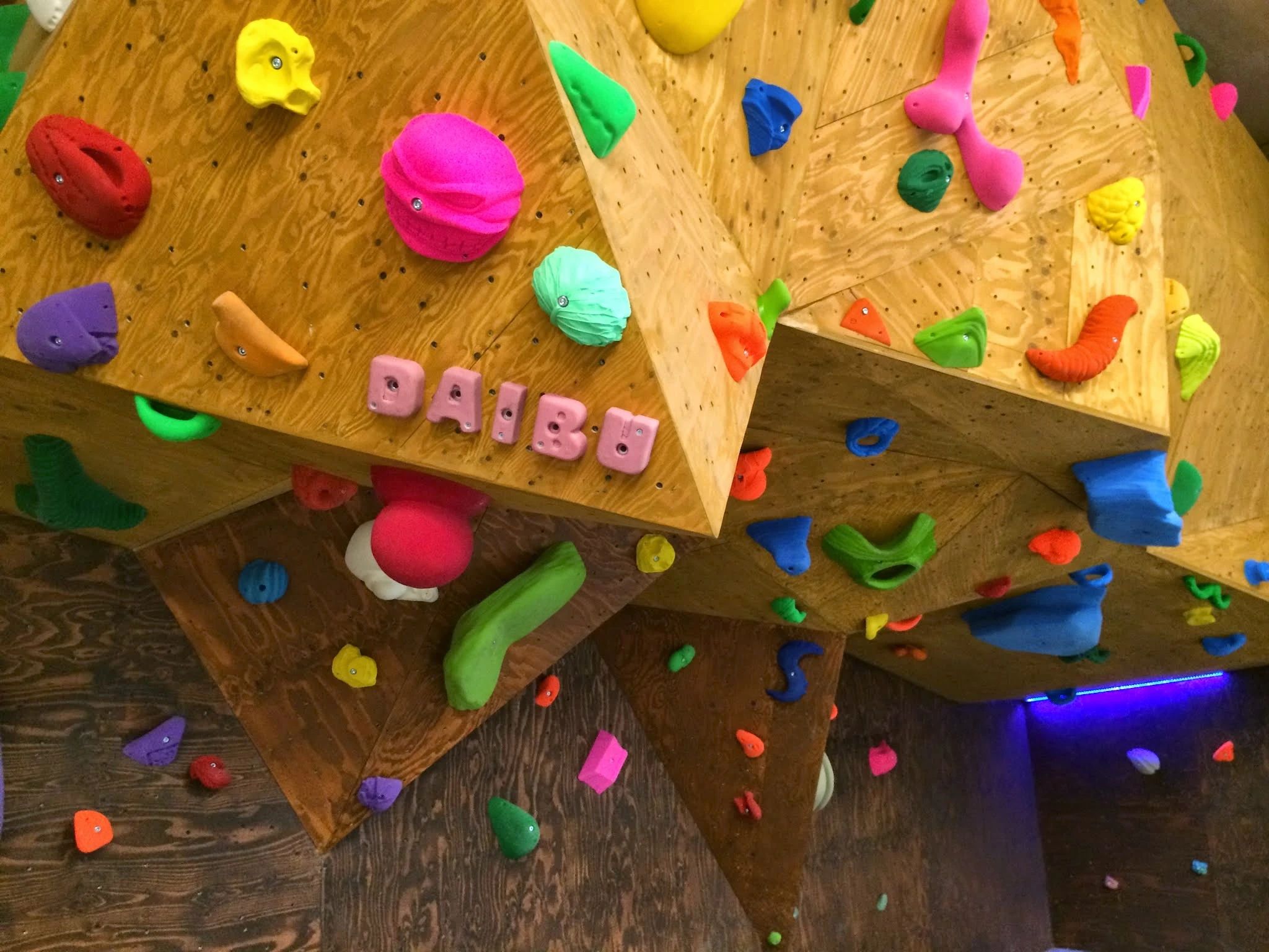 大分クライミングジム DAIBU ボルダリング 小池原教室のメイン画像