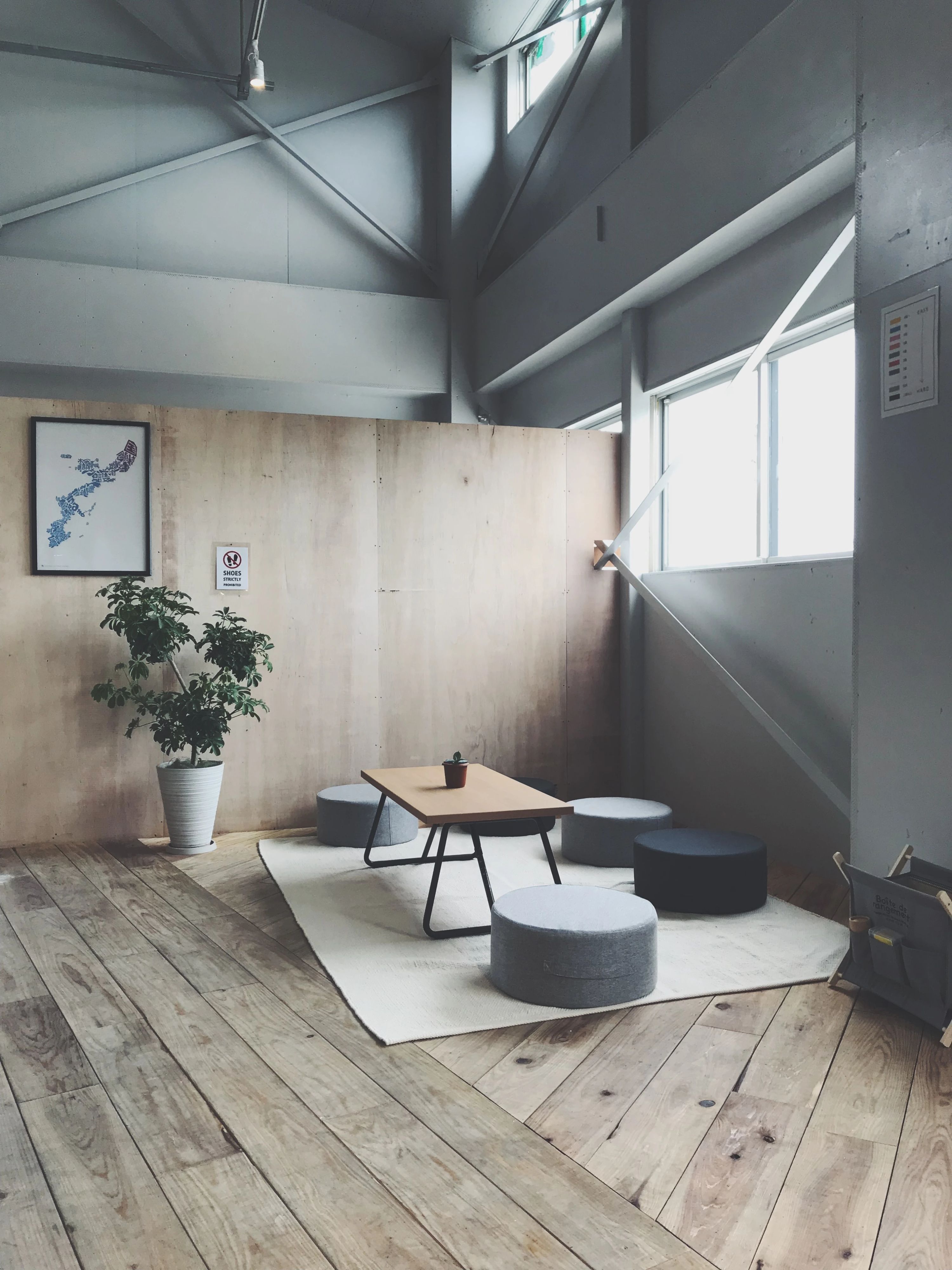 LOOK ROCK Bouldering Park 知花教室のサムネイル画像 3