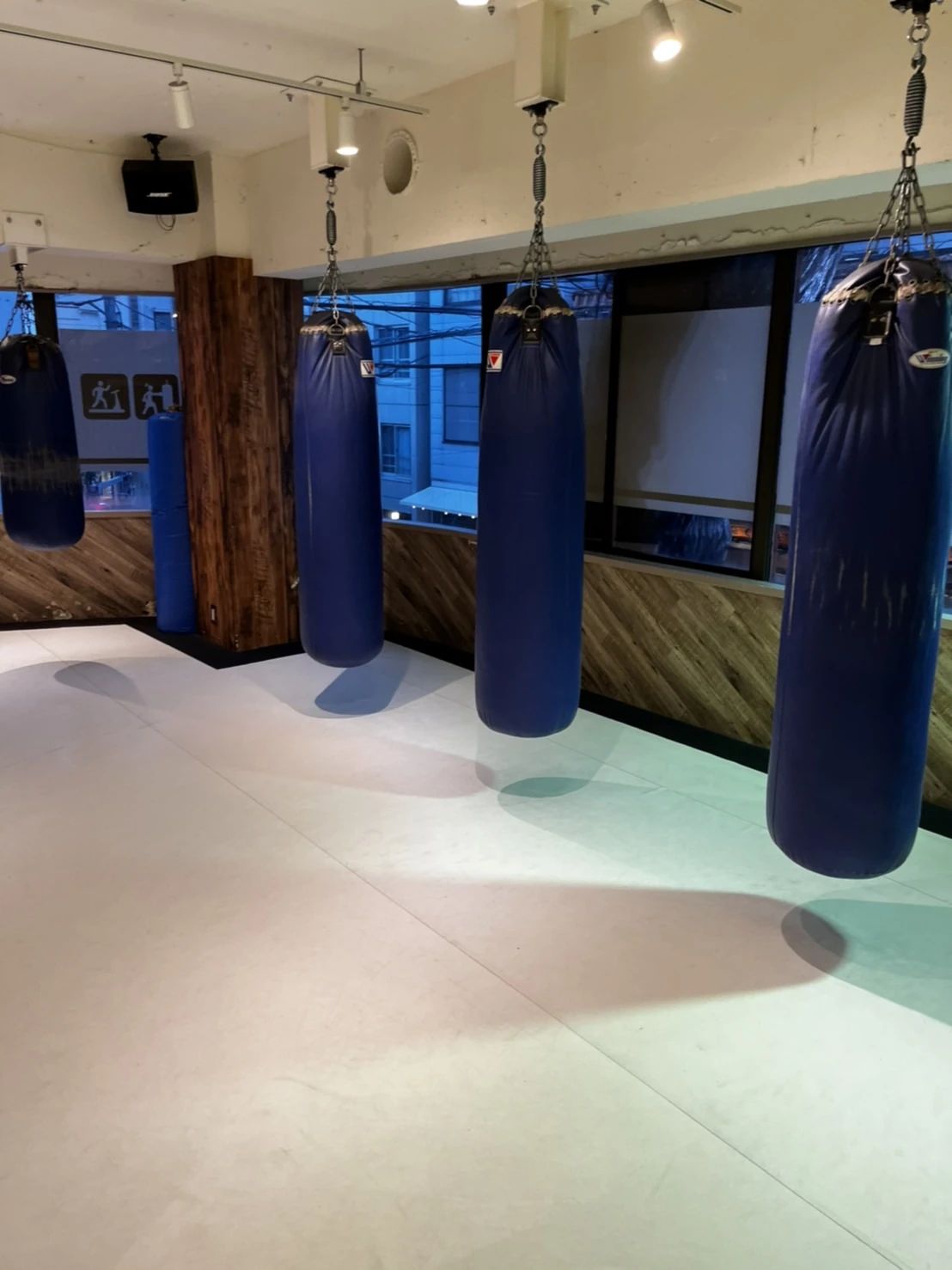 K-1(ケーワン)ジム三軒茶屋シルバーウルフ 太子堂教室のサムネイル画像 4