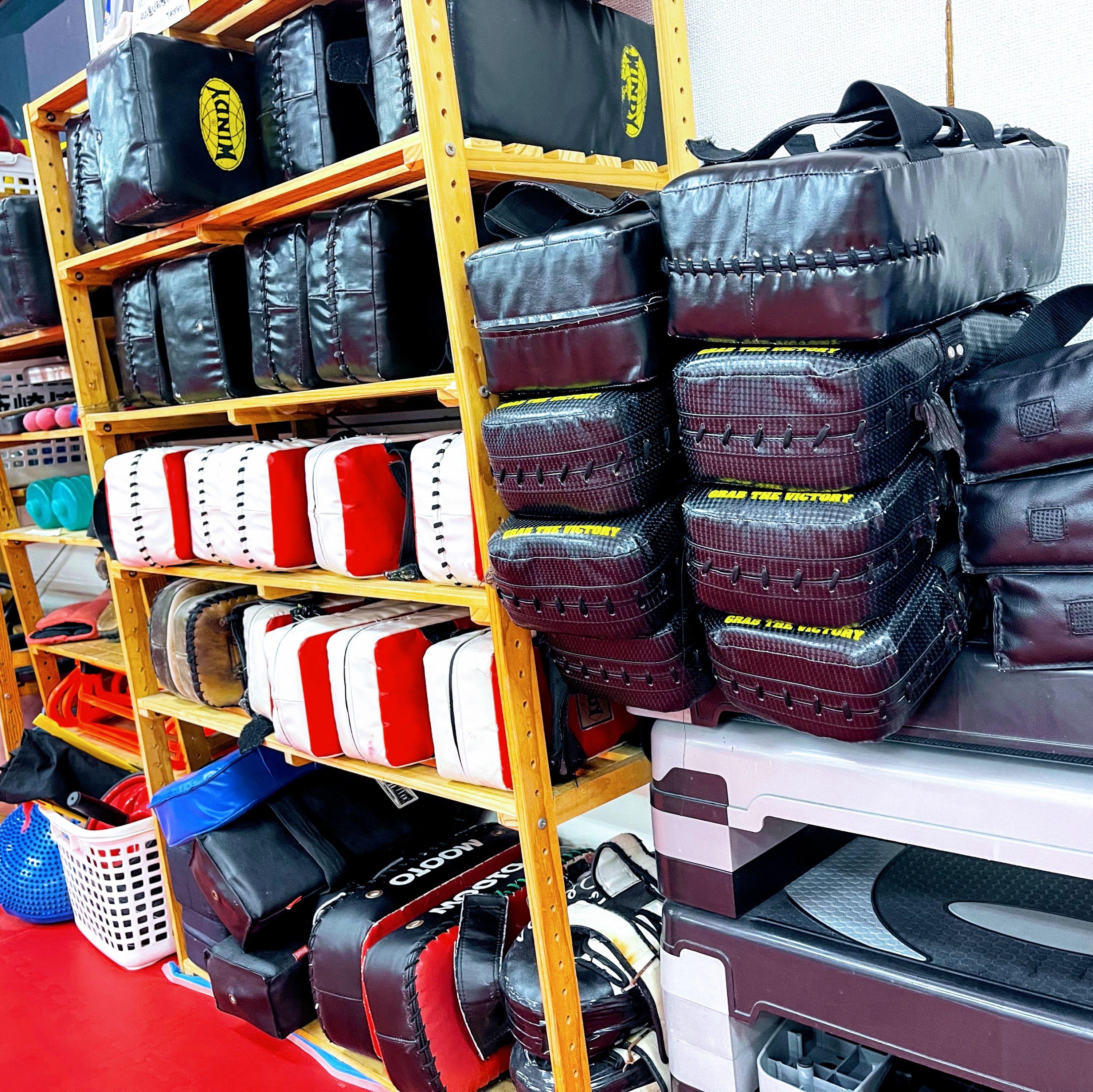 T-KIX GYM(ティーキックスジム) キックボクシング 南町教室のサムネイル画像 3