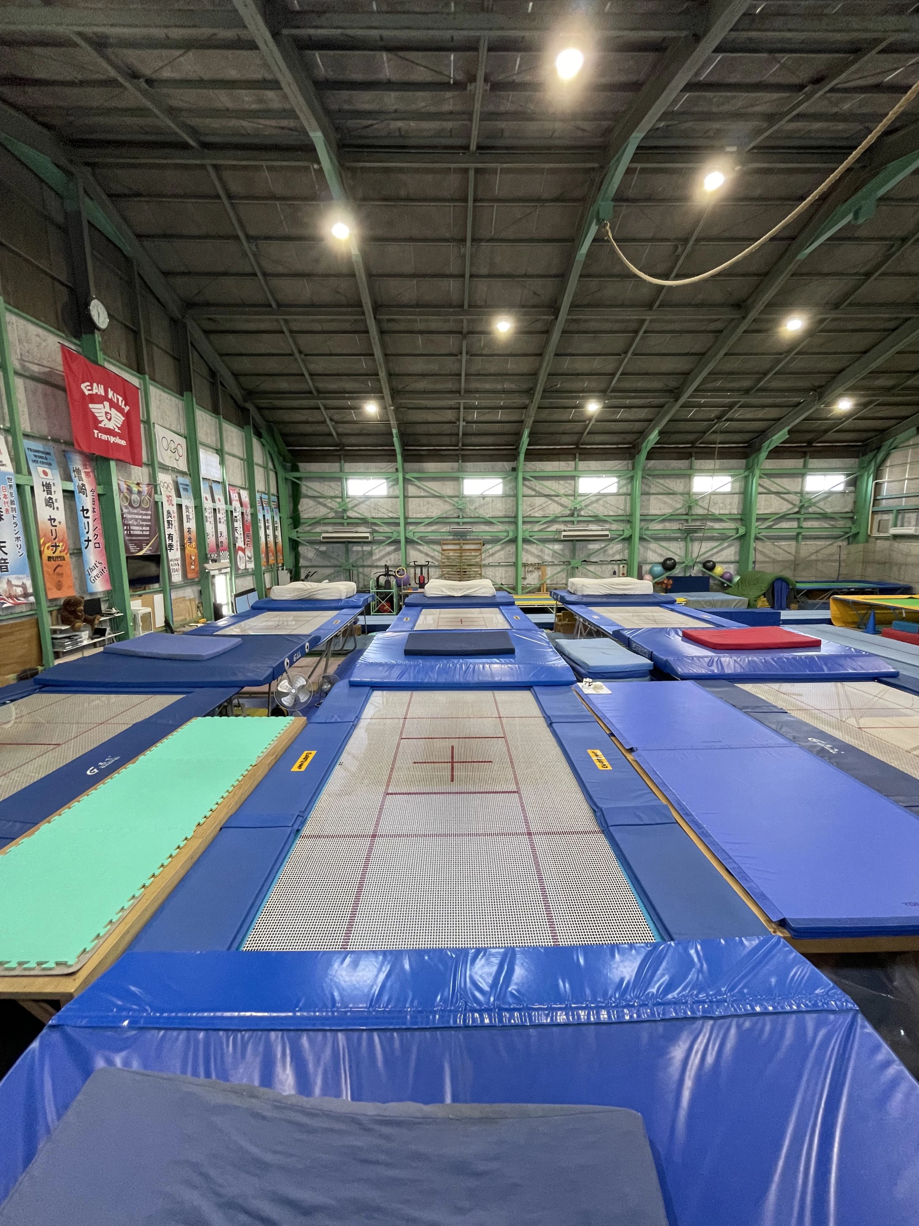 キタイスポーツクラブ トランポリン The トランポリンハウスのサムネイル画像 4