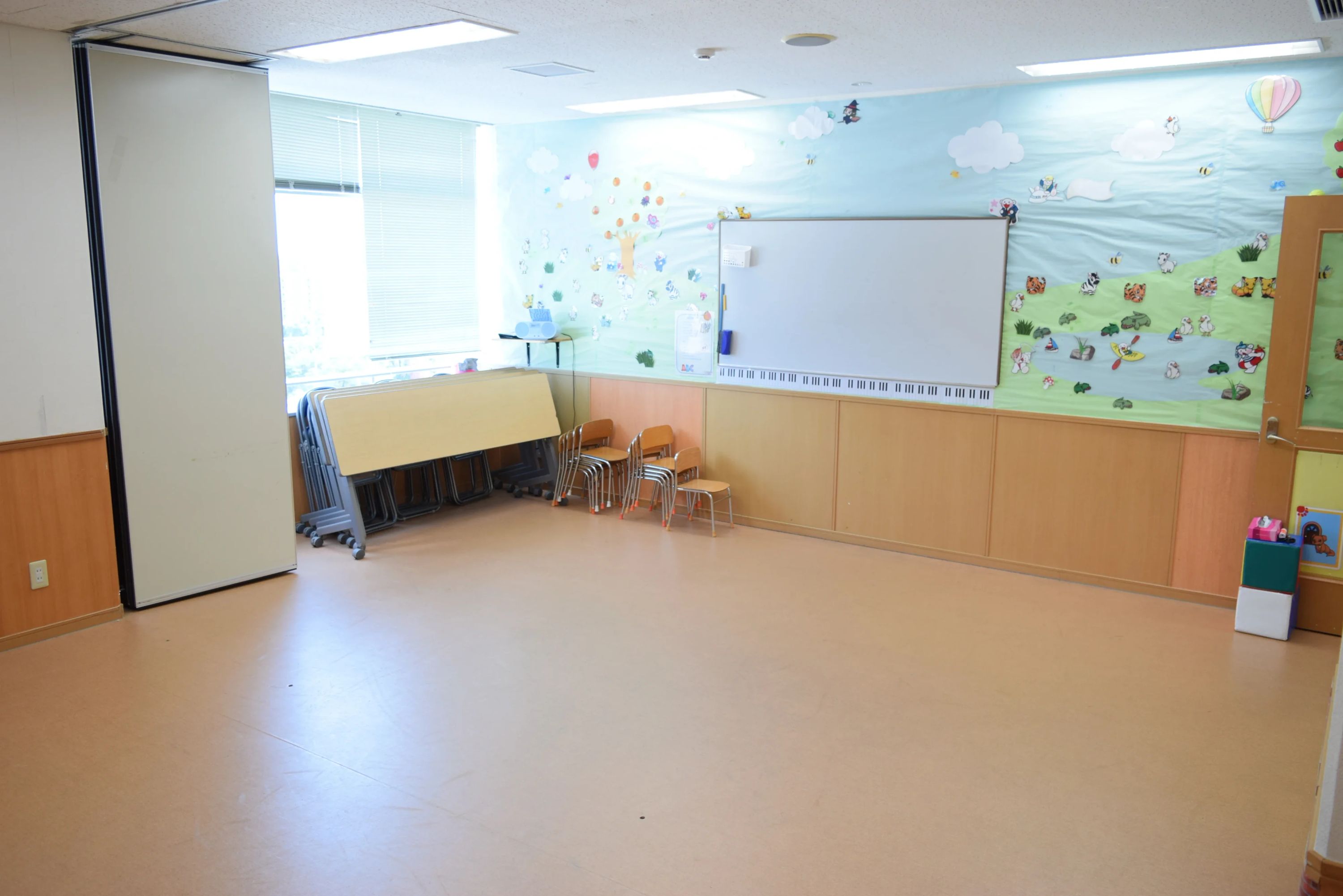 ENGLISH WORLD(イングリッシュワールド) 千里中央校のサムネイル画像 3