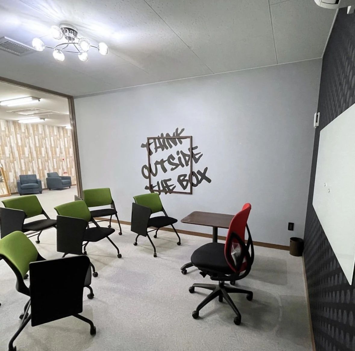 K&F English Academy 三原校のサムネイル画像 2