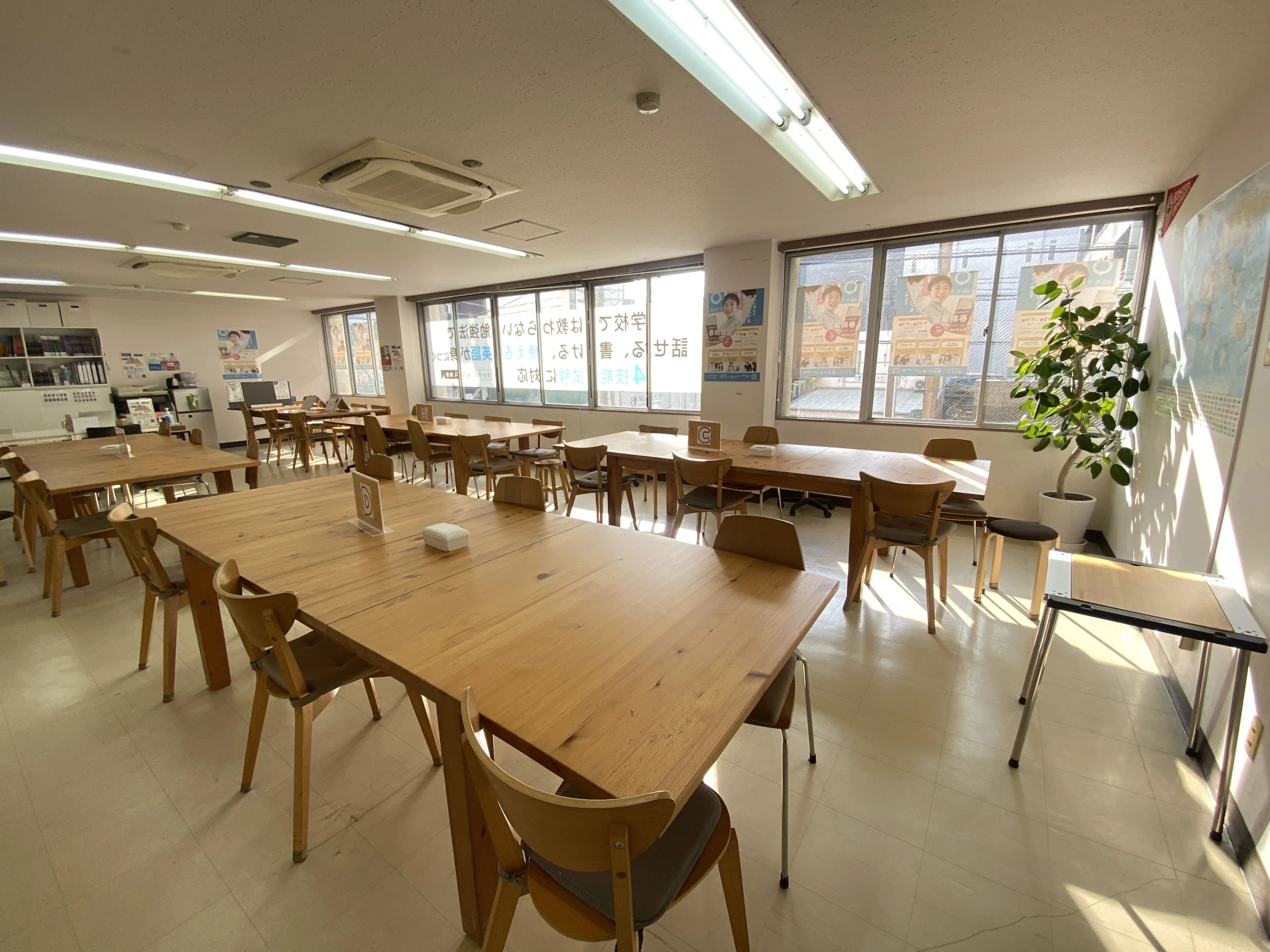 英語塾キャタル 薬院大通校のサムネイル画像 2