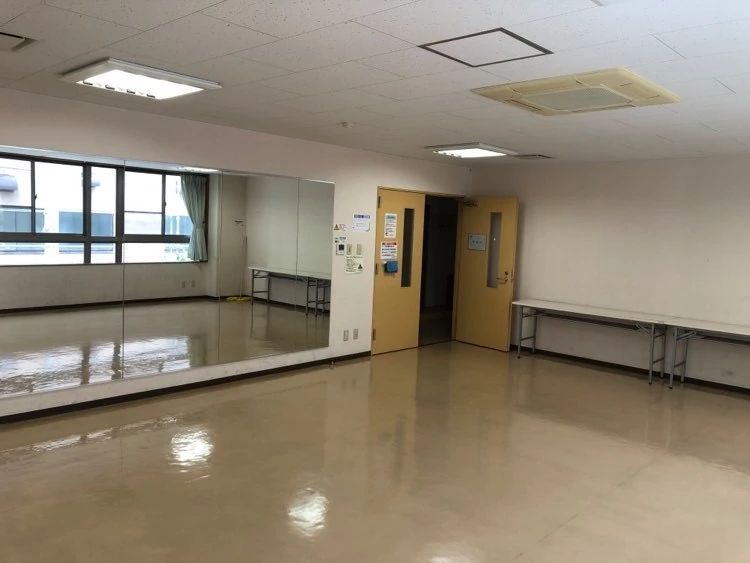 姿勢教育の孝心会 習字・書道 コミュニティーハウスさくらのサムネイル画像 2