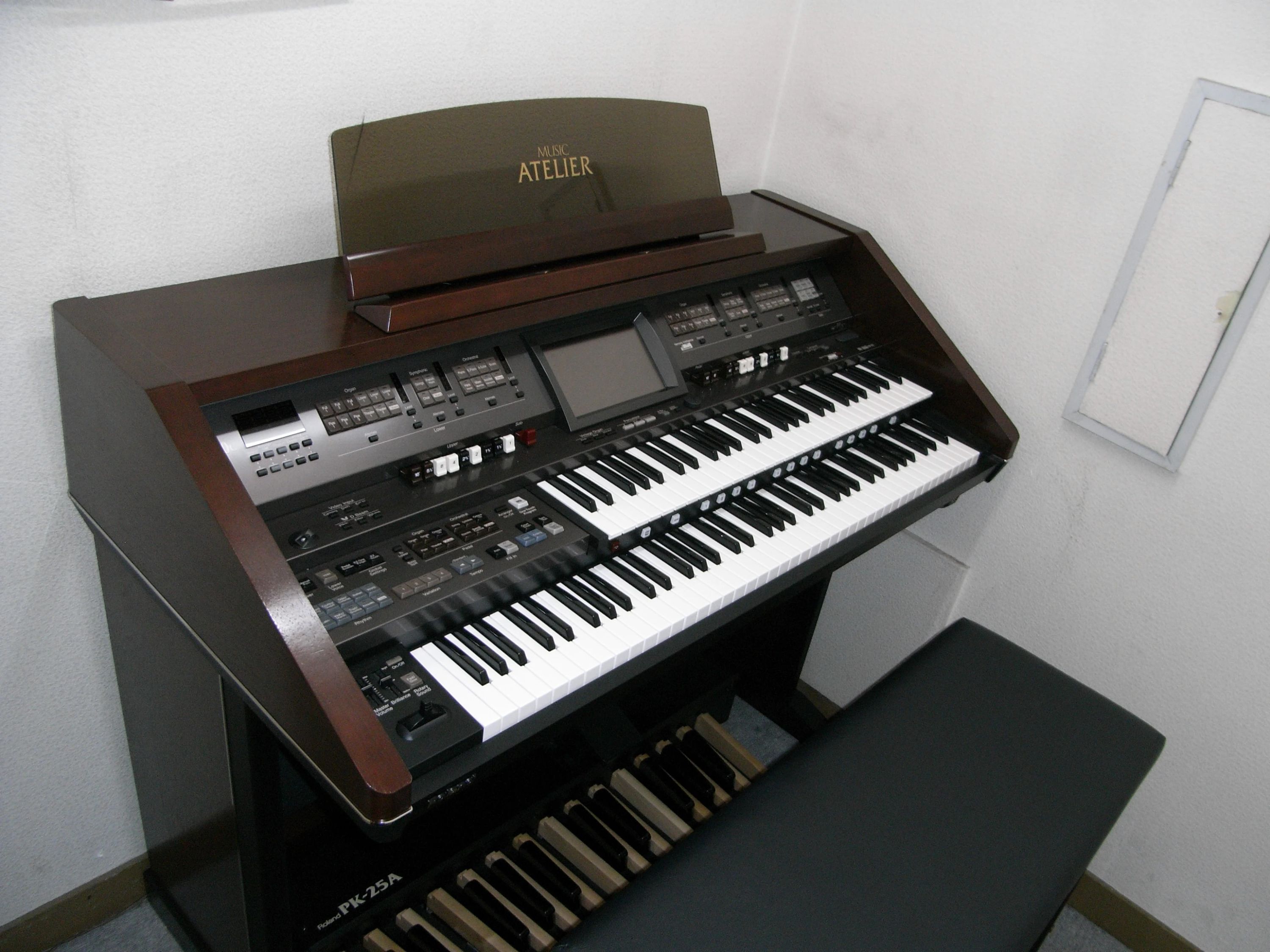 アオバ楽器 ピアノ 西川口音楽センターのサムネイル画像 3