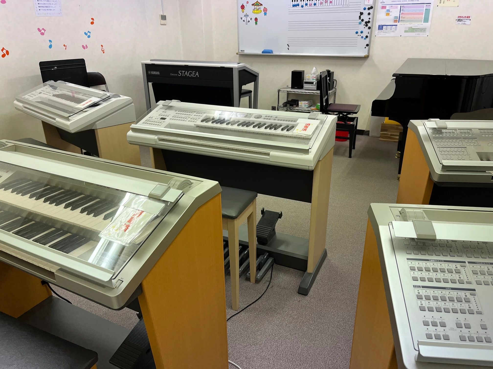 柏屋楽器 ピアノ 大宮ミュージックセンターのサムネイル画像 4