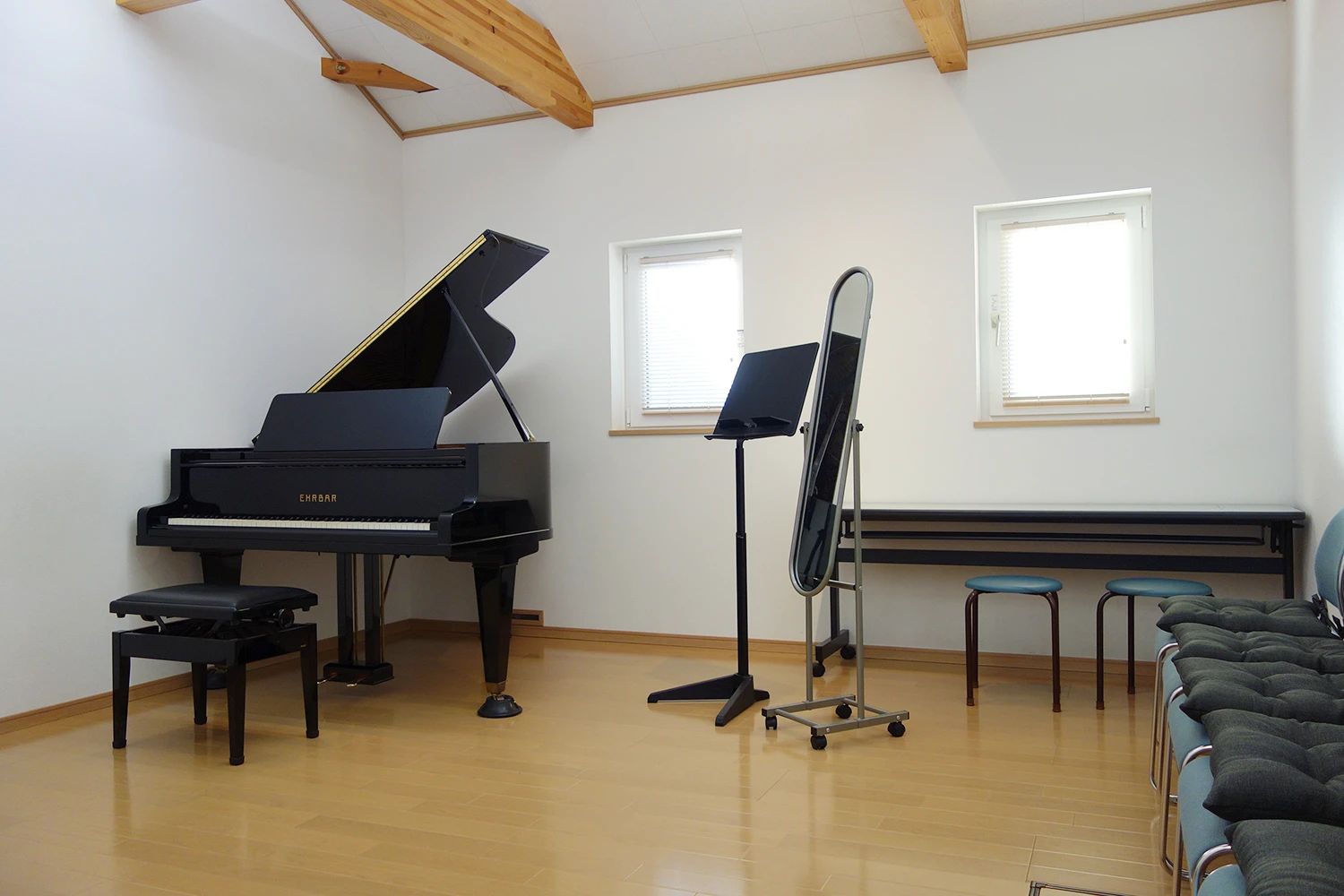 Vienna(ヴィエナ) ピアノ ヴィエナ高崎のサムネイル画像 2