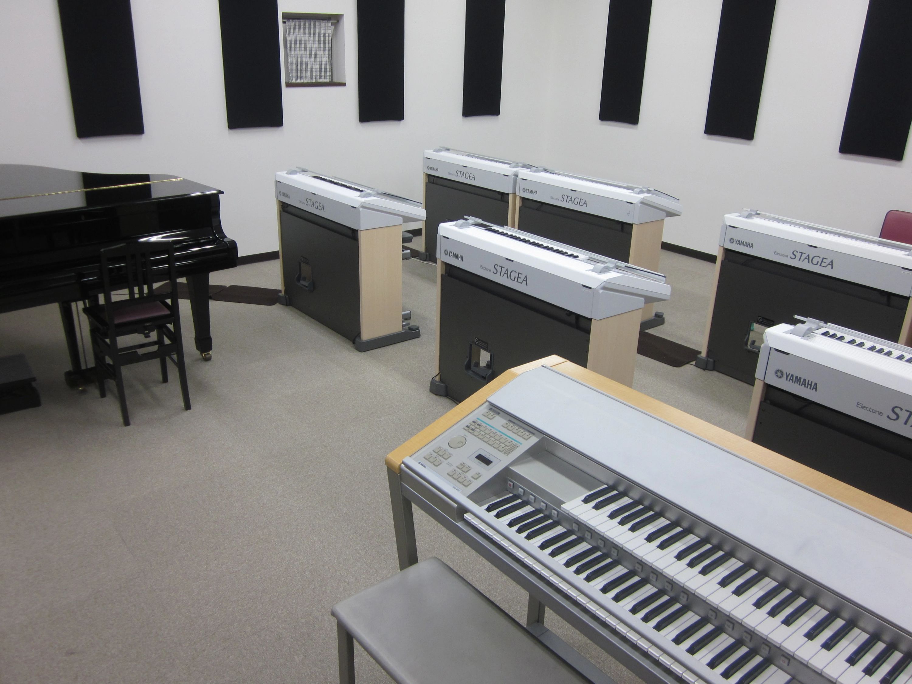 わたじん楽器 ピアノ ユニスタイルデッキー401センターのサムネイル画像 3