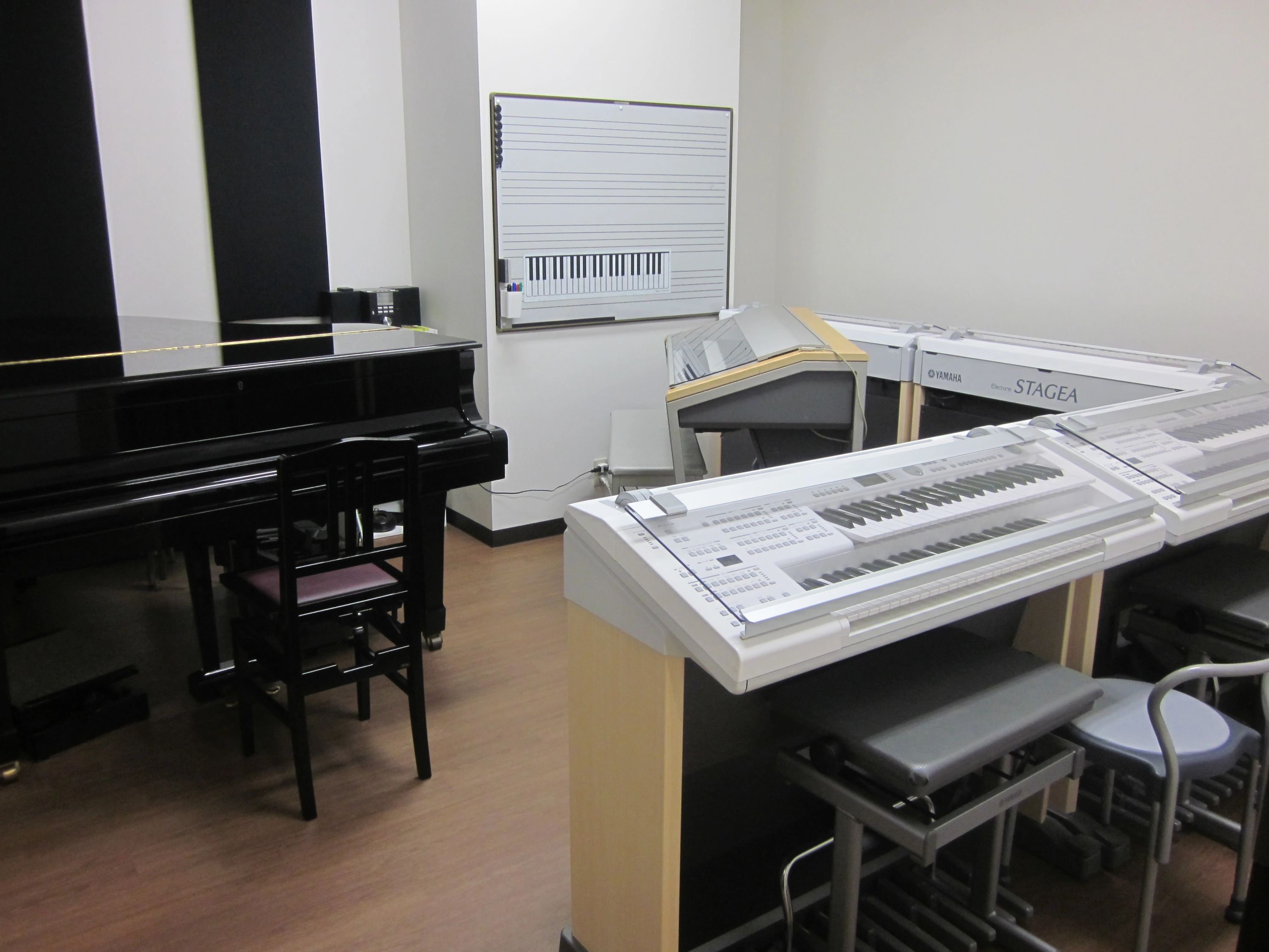 わたじん楽器 ピアノ ユニスタイルデッキー401センターのサムネイル画像 4